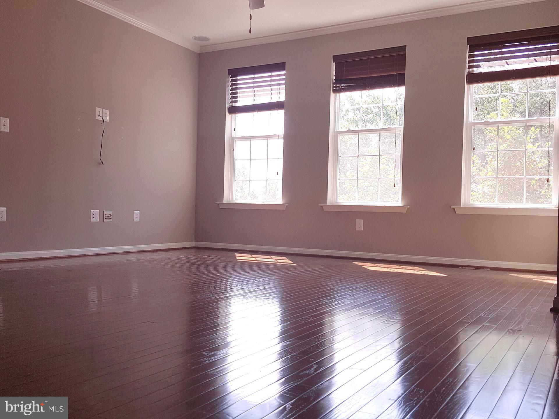 EMBREY MILL - Residential