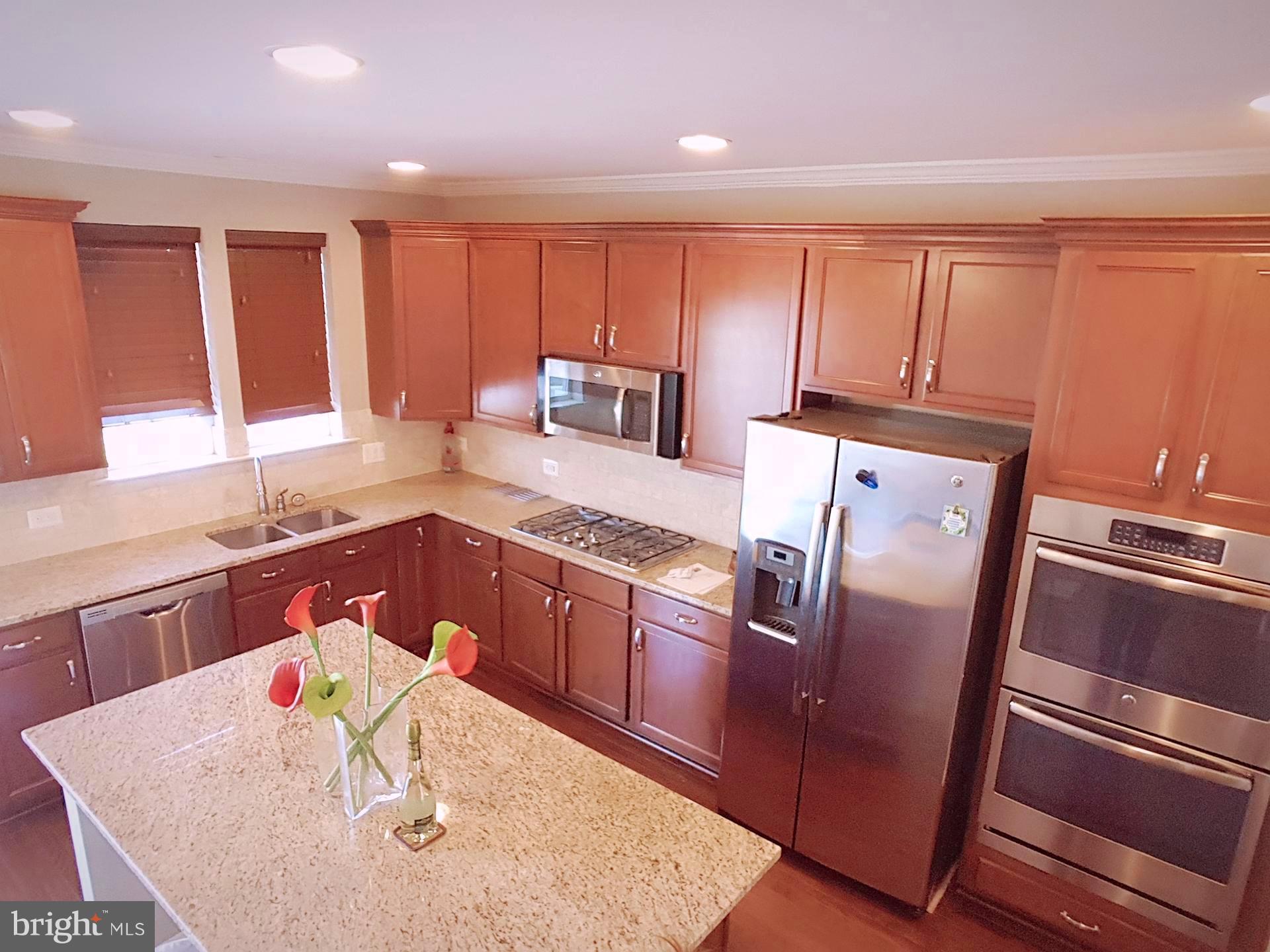 EMBREY MILL - Residential