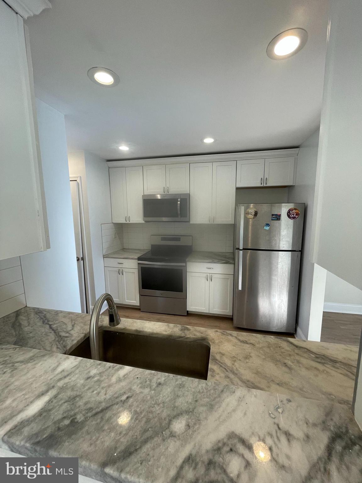 WILLOW HILLS- RESUB PARC - Residential