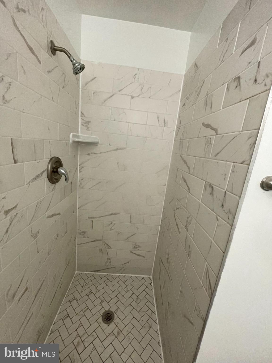 WILLOW HILLS- RESUB PARC - Residential