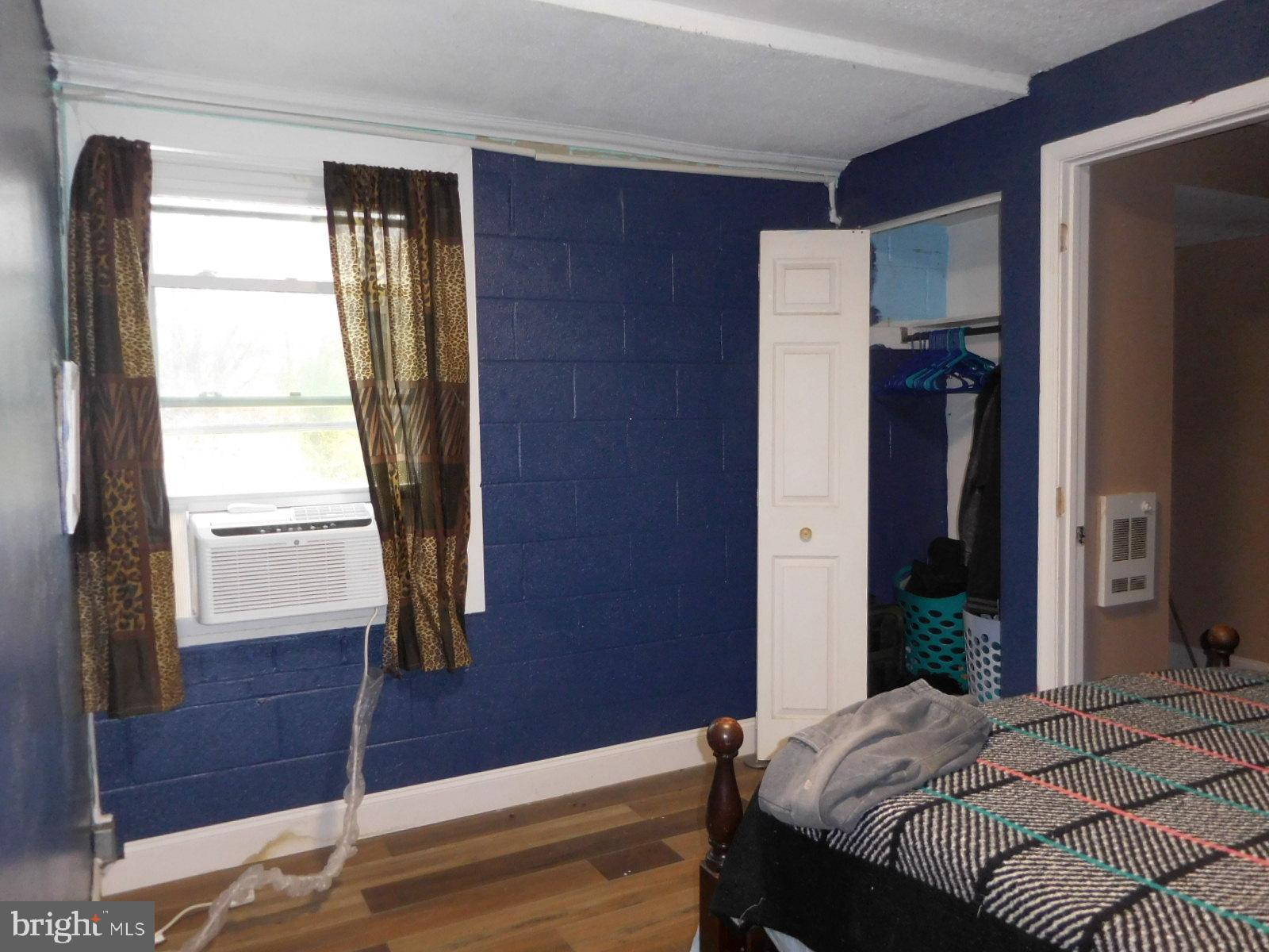 RIDGEFIELD - Residential