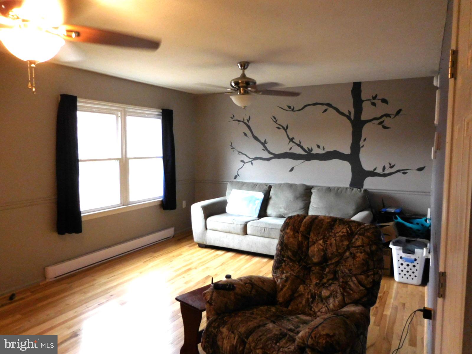 RIDGEFIELD - Residential