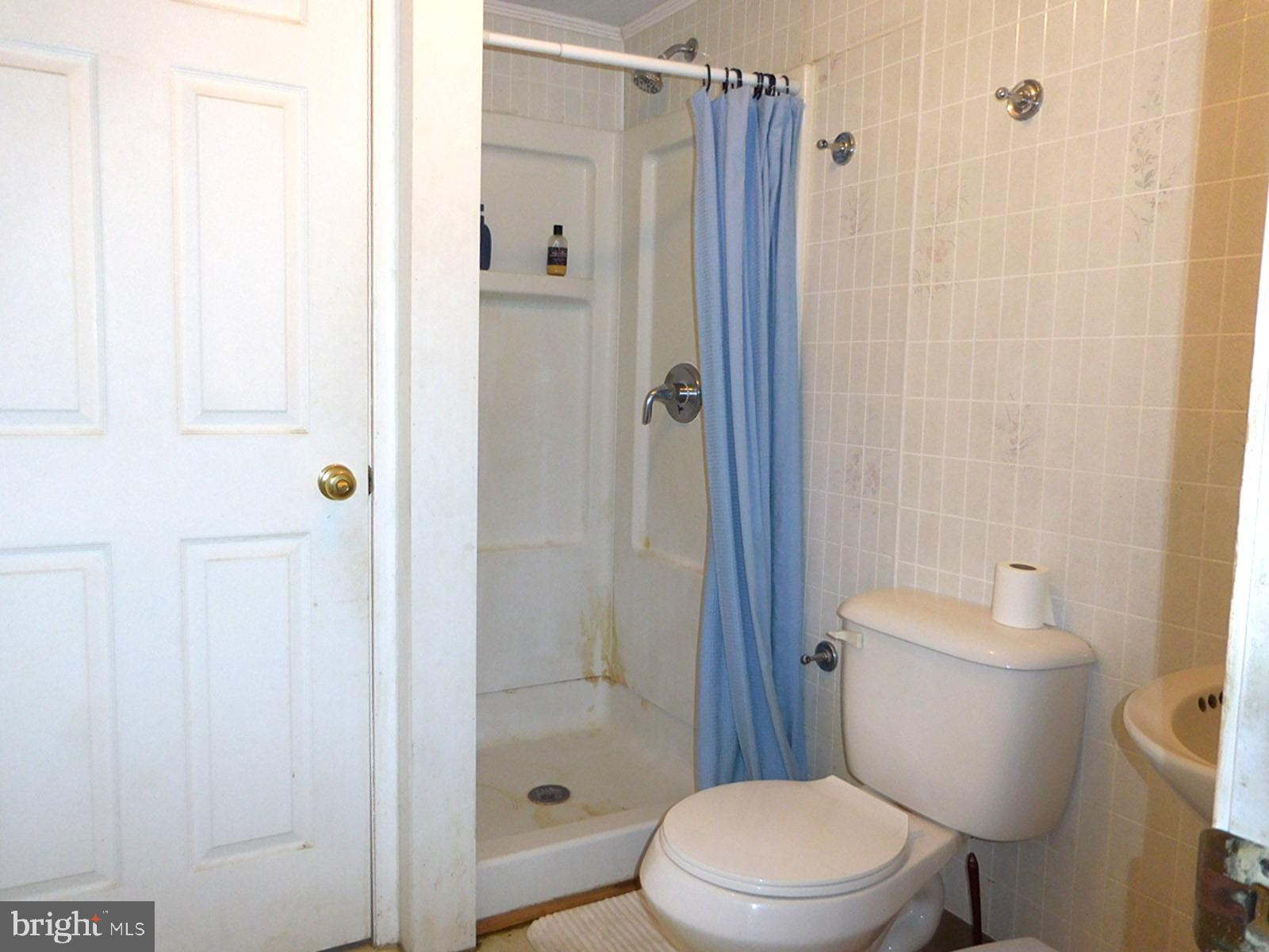 RIDGEFIELD - Residential