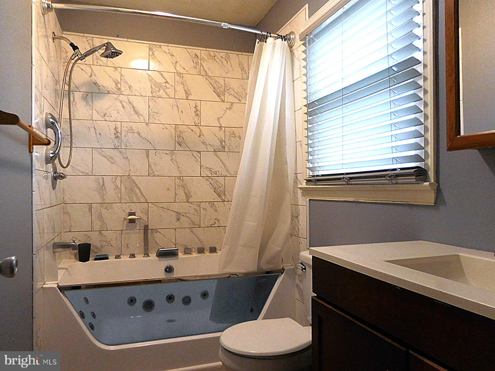 RIDGEFIELD - Residential