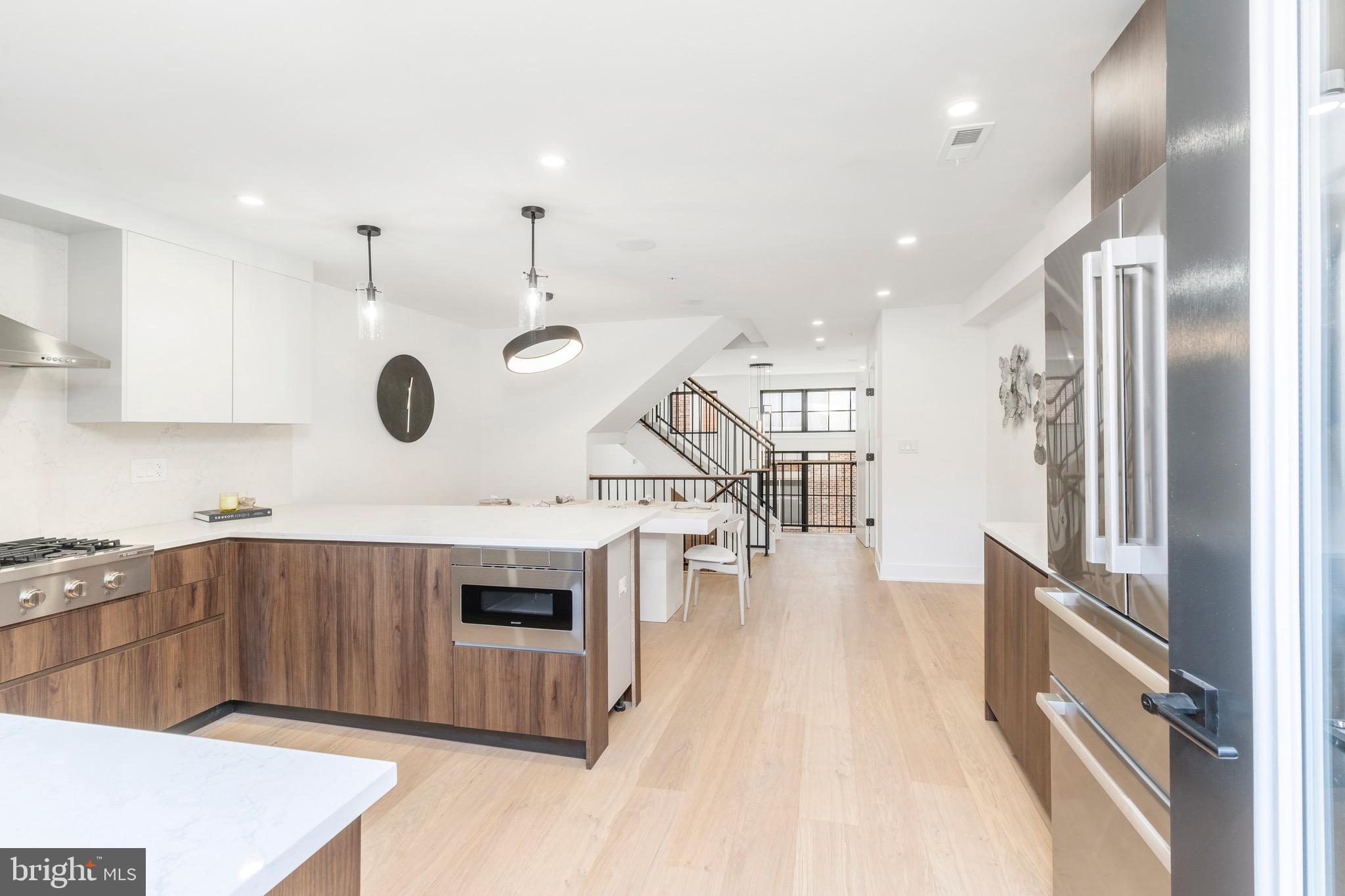 GRADUATE HOSPITAL - Residential