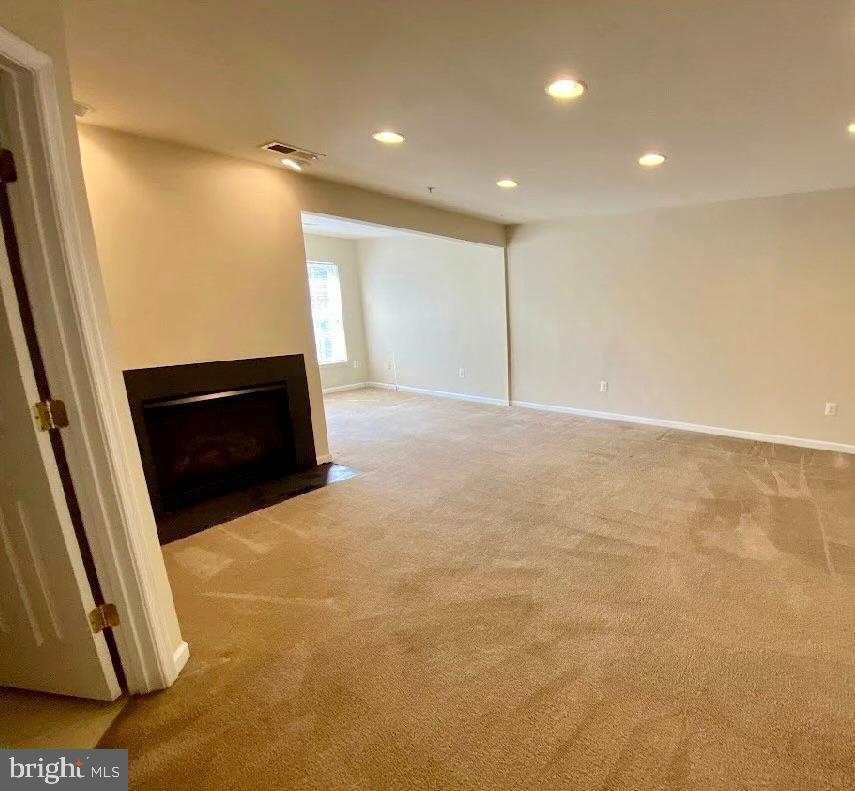 THE LANDINGS AT RIVER OAKS - Residential