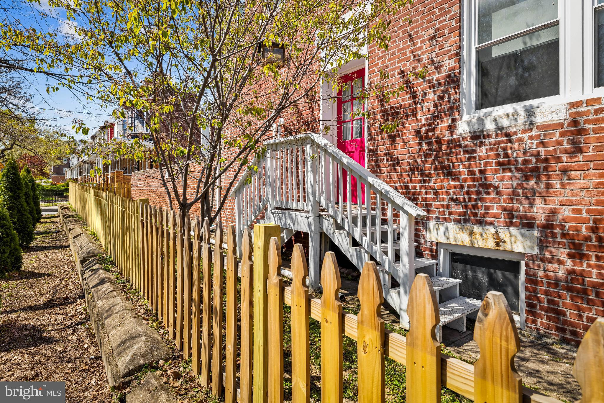 RESERVOIR HILL - Residential