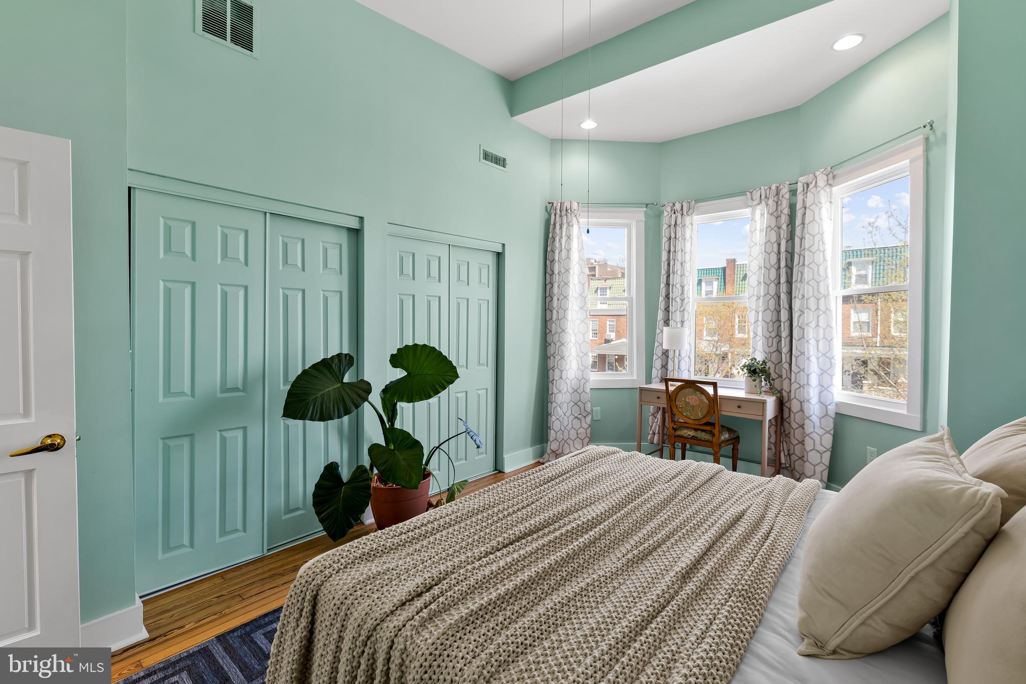 RESERVOIR HILL - Residential