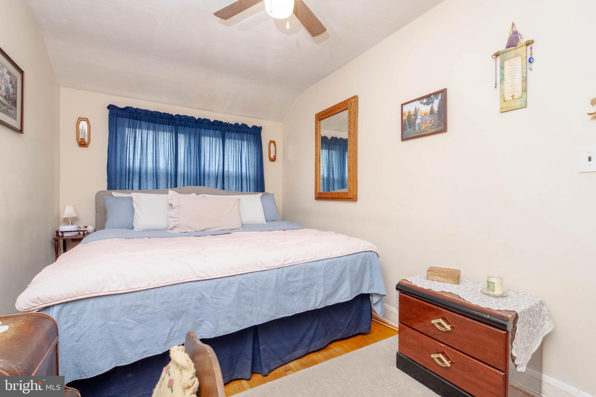 MIDDLESEX - Residential