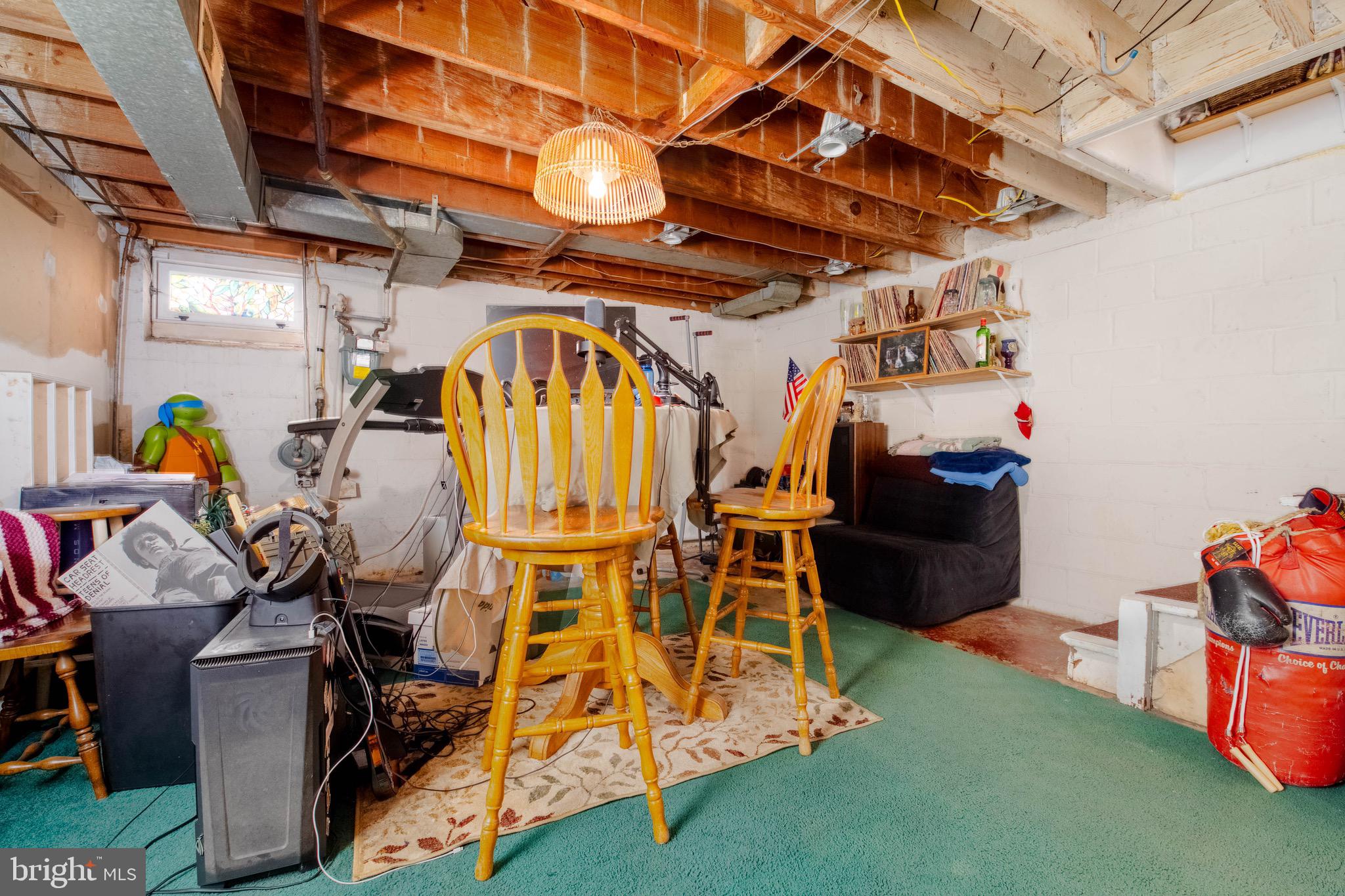 MIDDLESEX - Residential