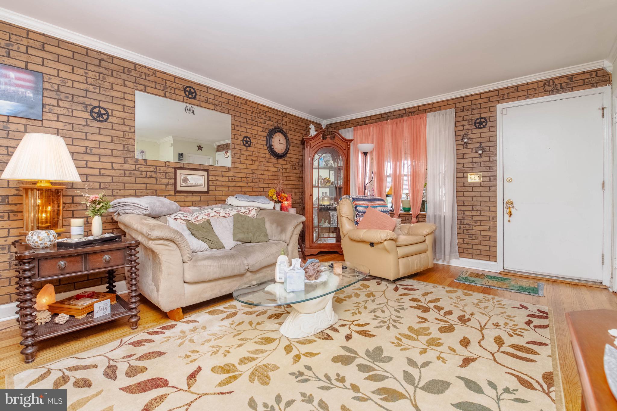 MIDDLESEX - Residential