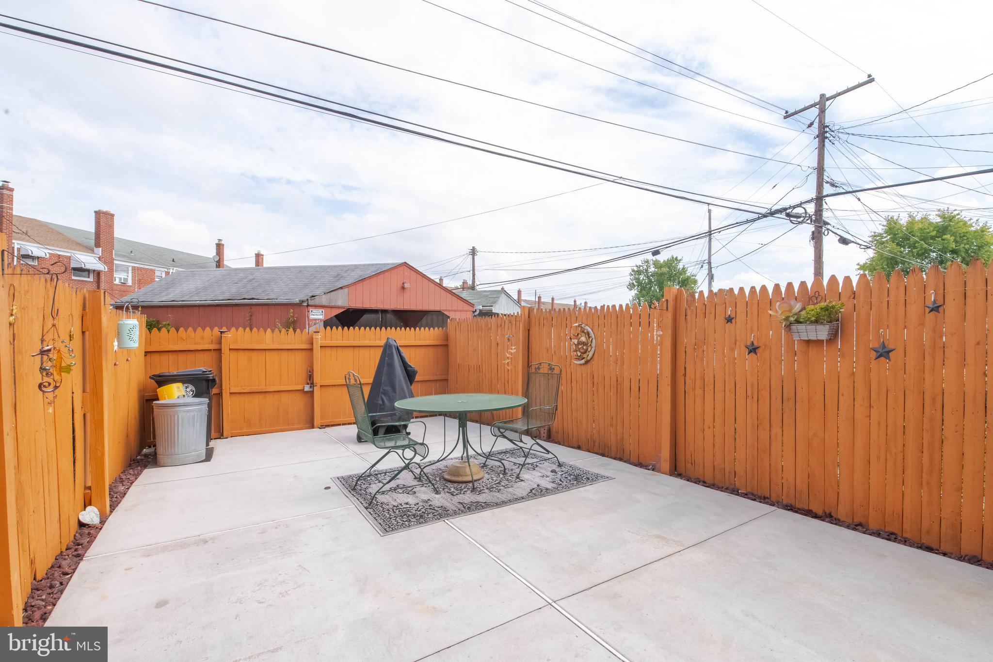 MIDDLESEX - Residential