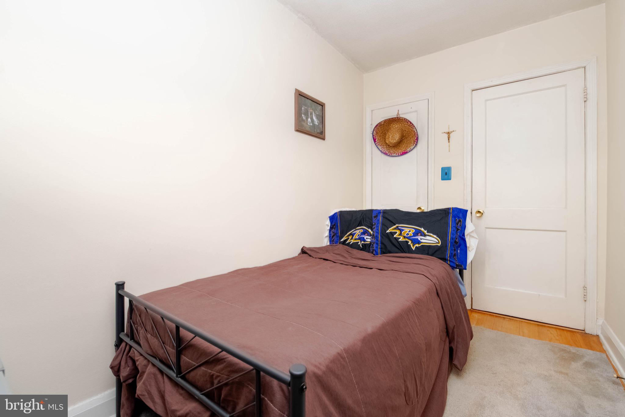 MIDDLESEX - Residential