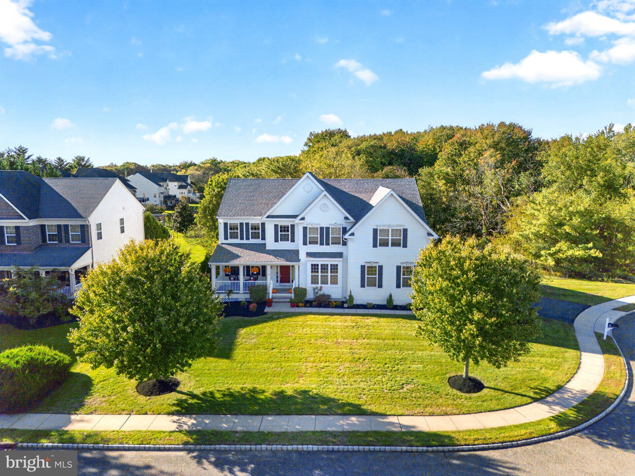 5 CRANBURY HILL COURT