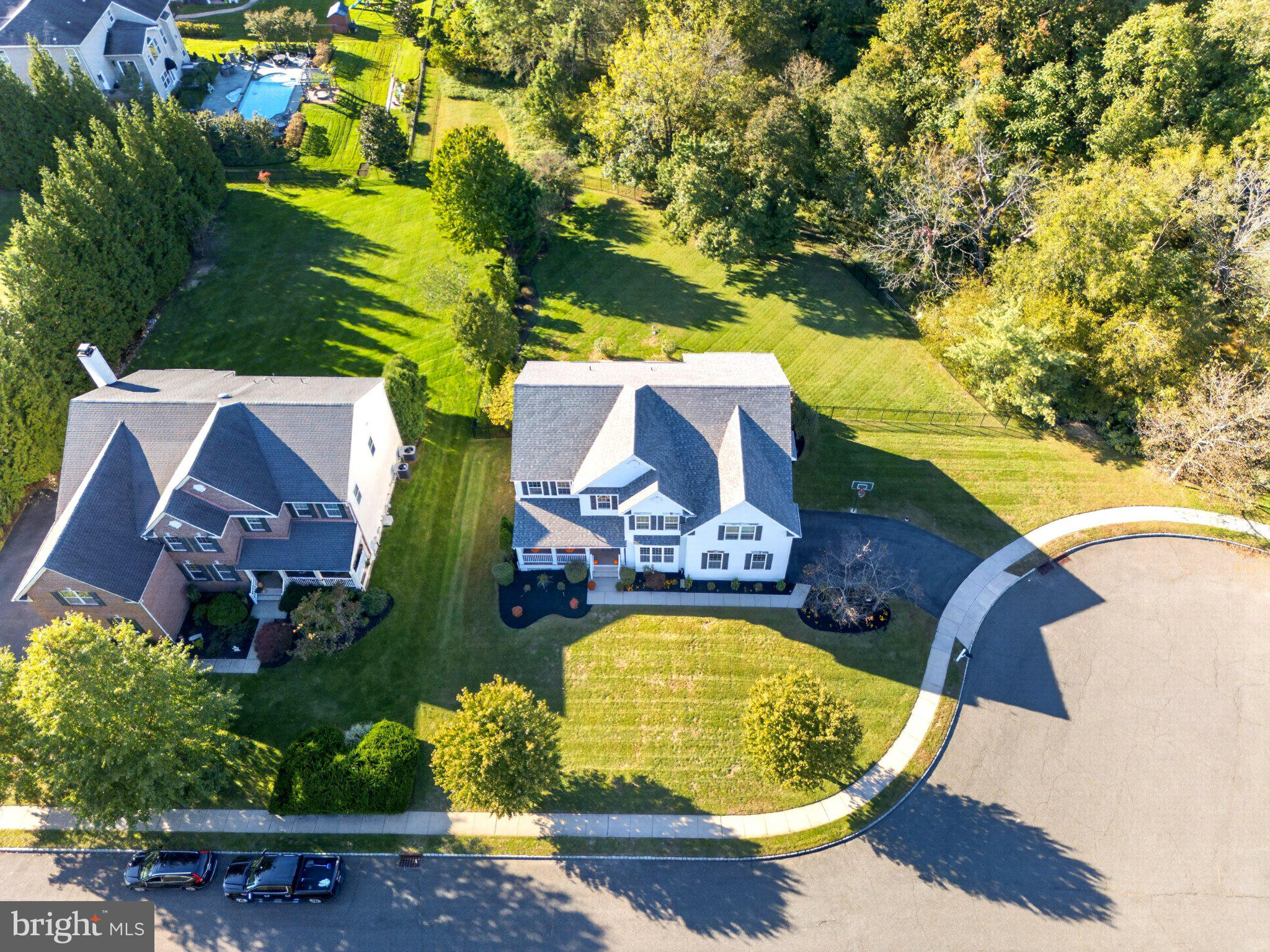 5 CRANBURY HILL COURT
