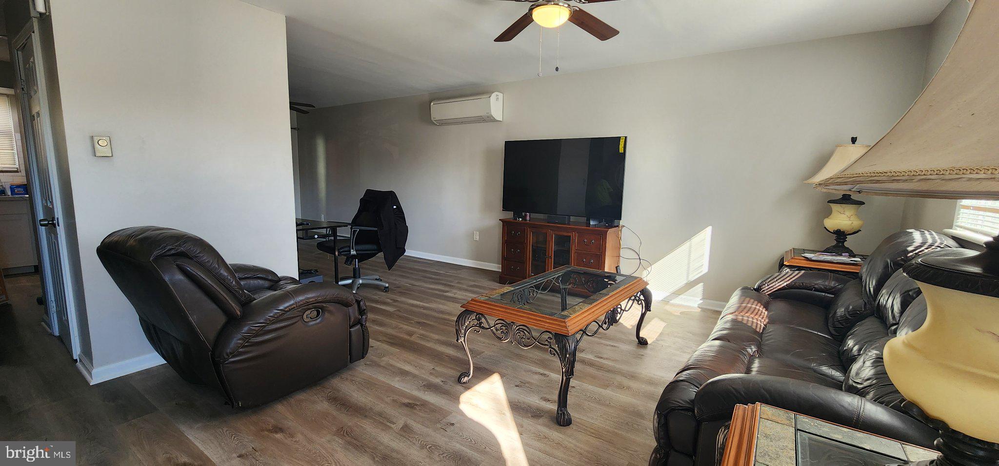 ROSEDALE - Residential