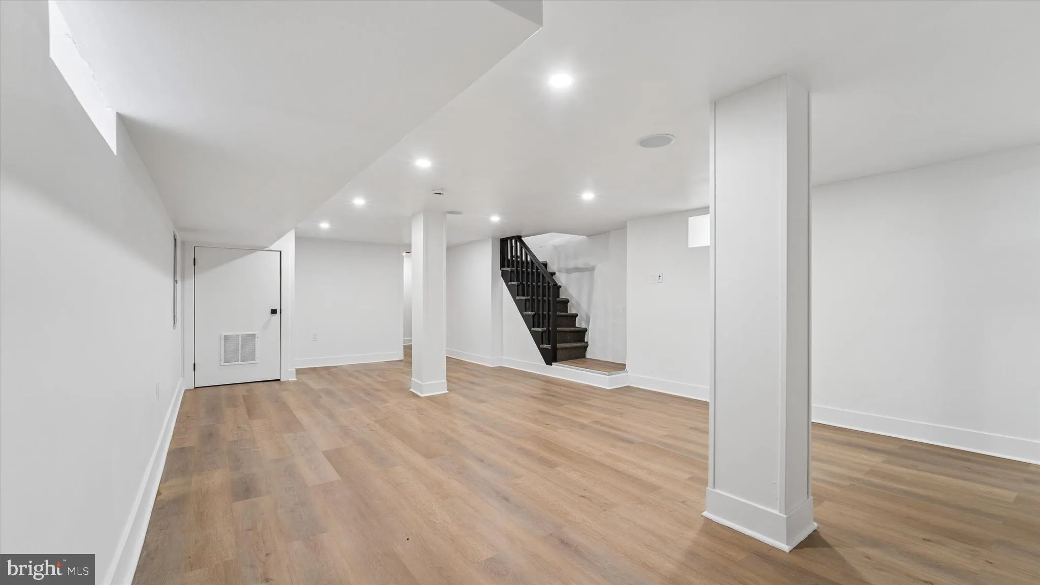 Drexel Hill, Pennsylvania 19026, United States, 4 Bedrooms Bedrooms, ,4 BathroomsBathrooms,Residential,Active,104938