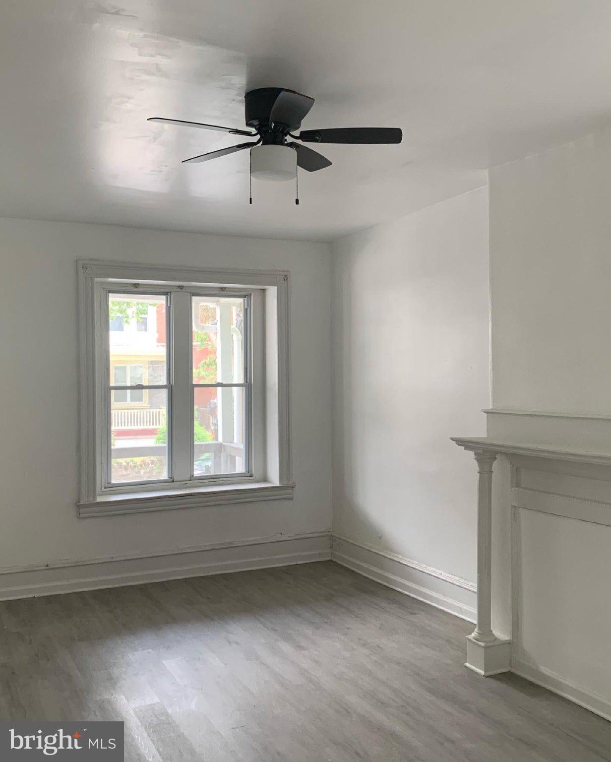 127 W LOGAN STREET