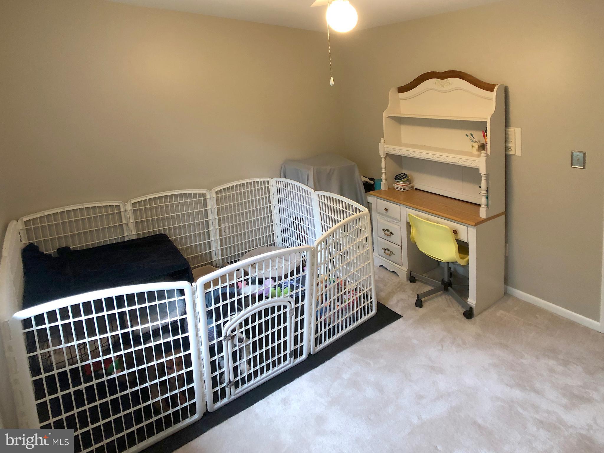 HUNT CREST - Residential