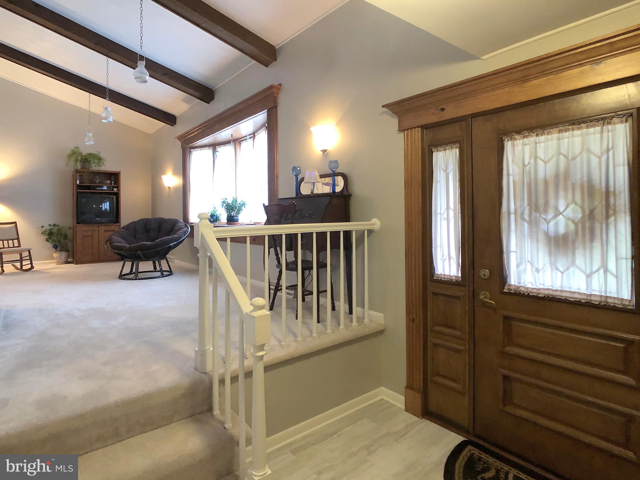 HUNT CREST - Residential