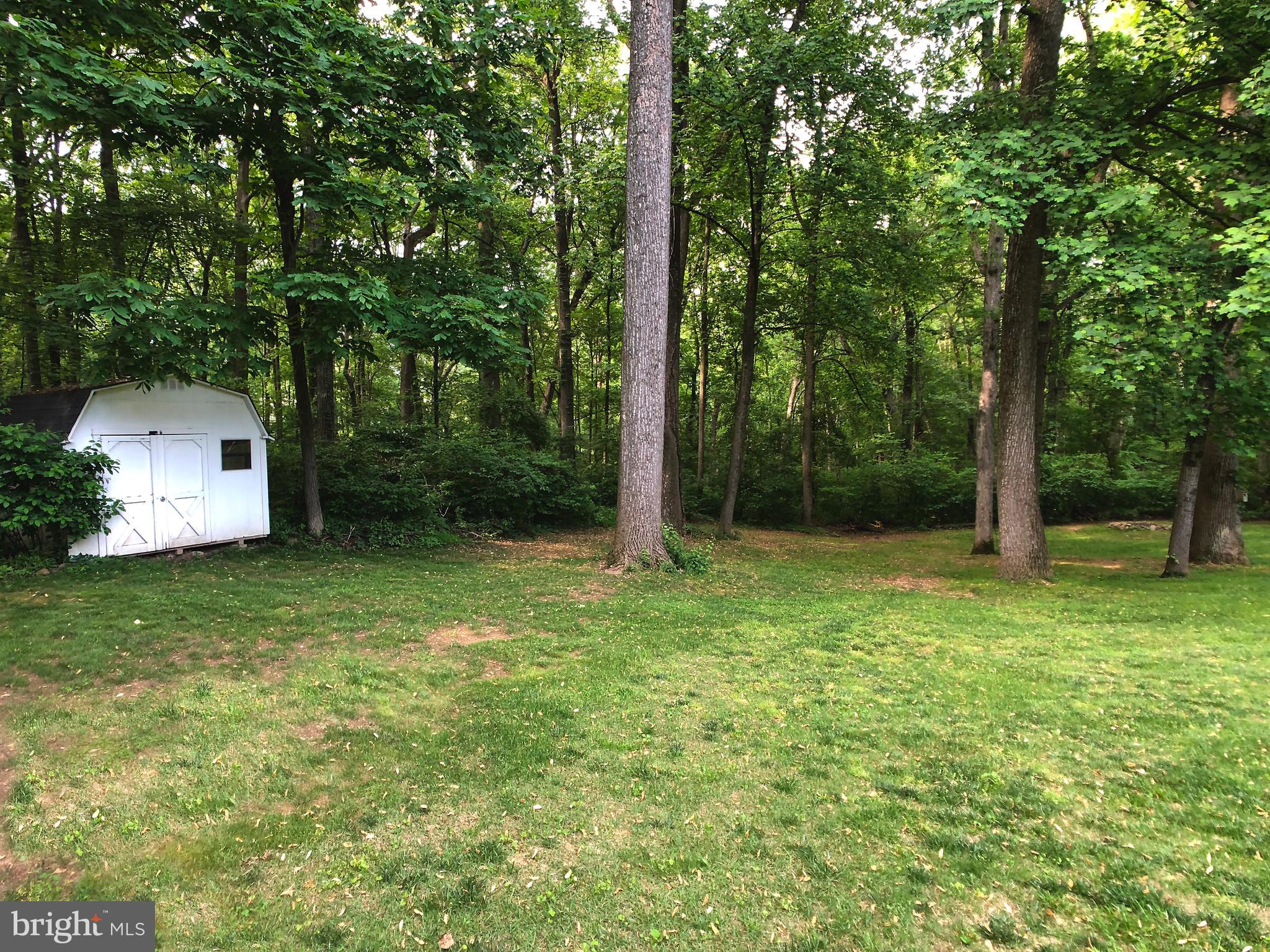 HUNT CREST - Residential