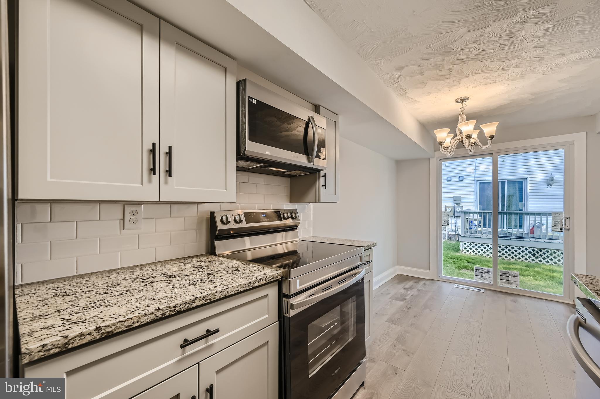 BROOKSHIRE - Residential Lease