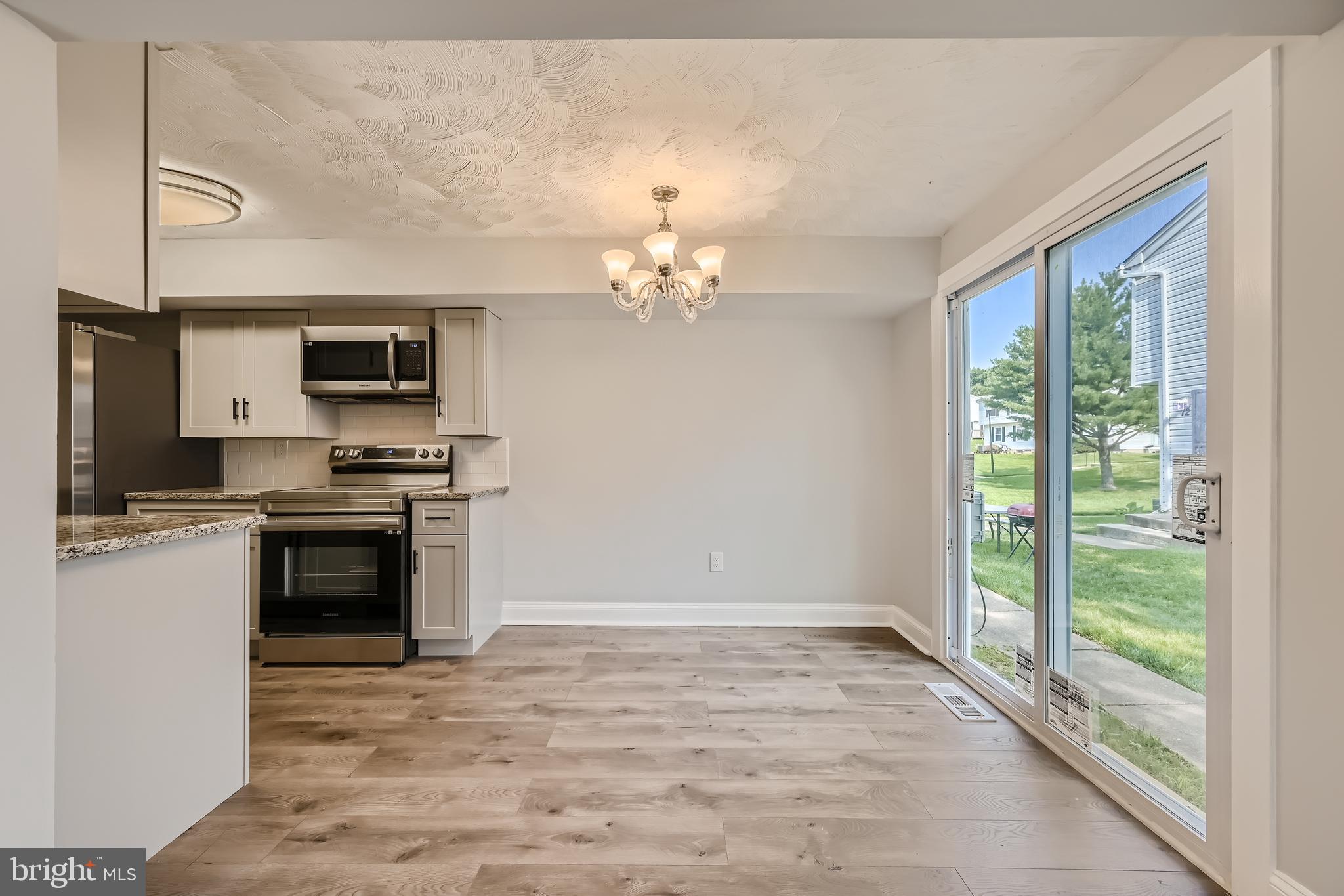 BROOKSHIRE - Residential Lease