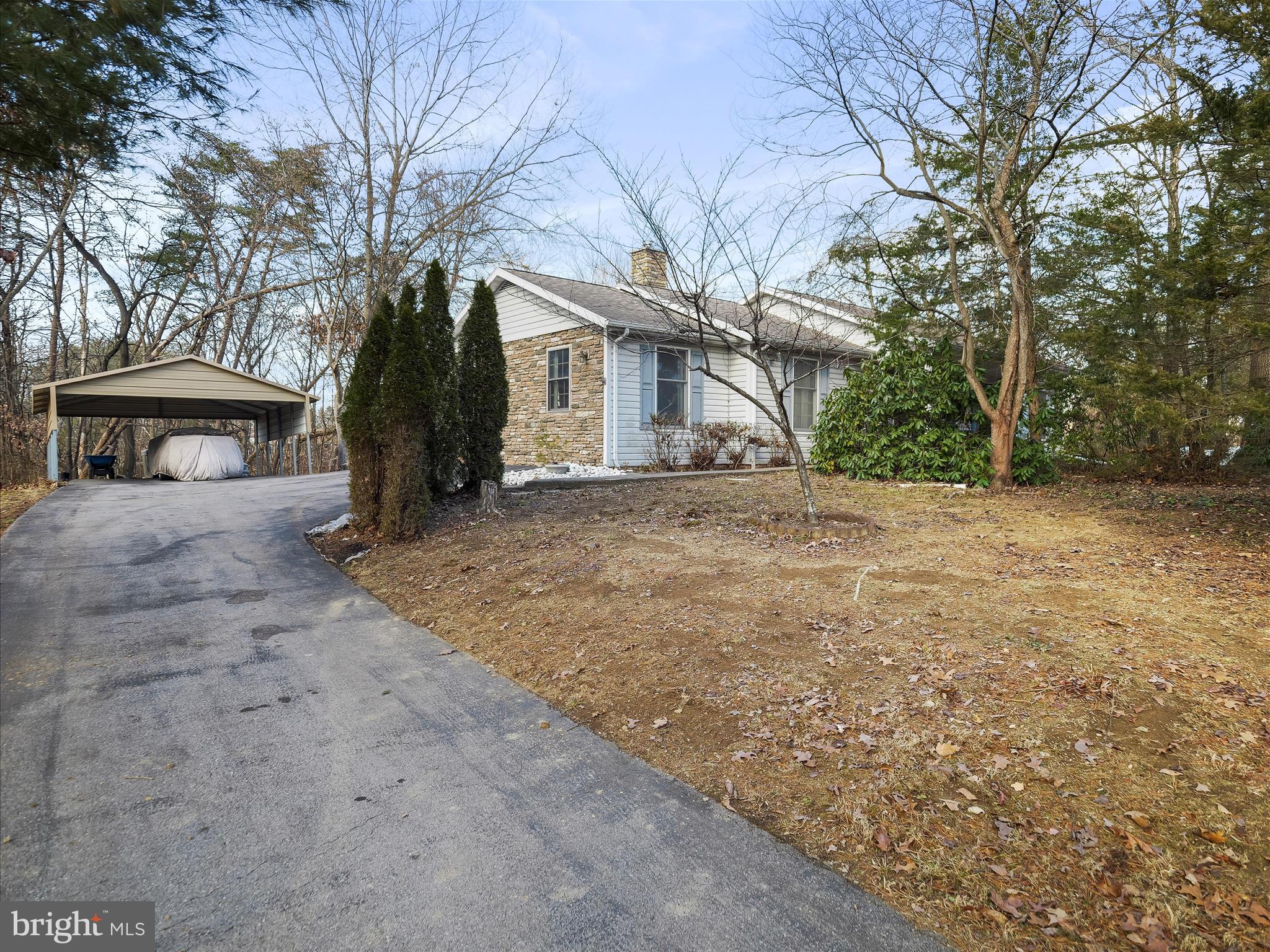 COUNTRY SIDE MANOR - Residential