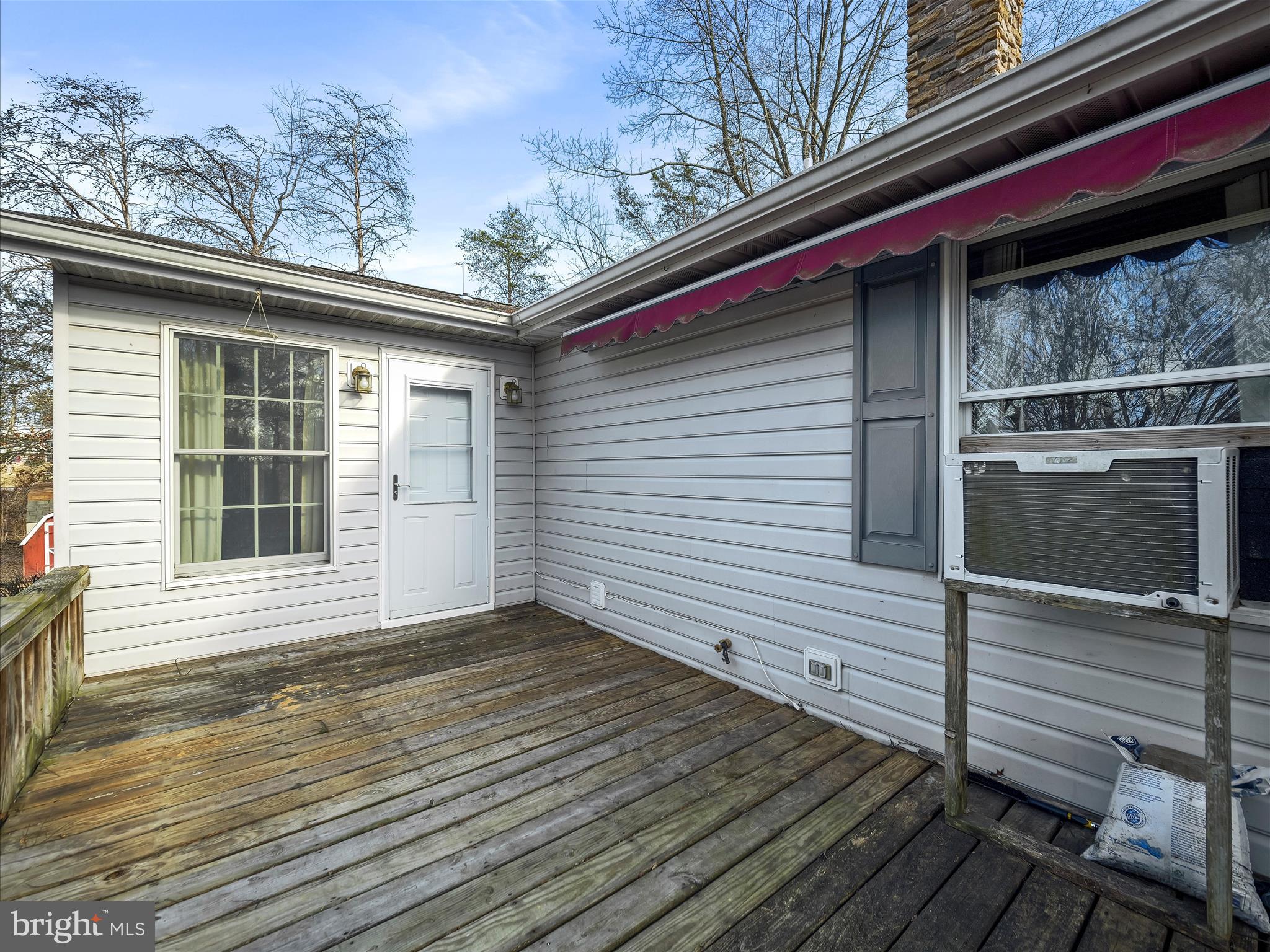 COUNTRY SIDE MANOR - Residential