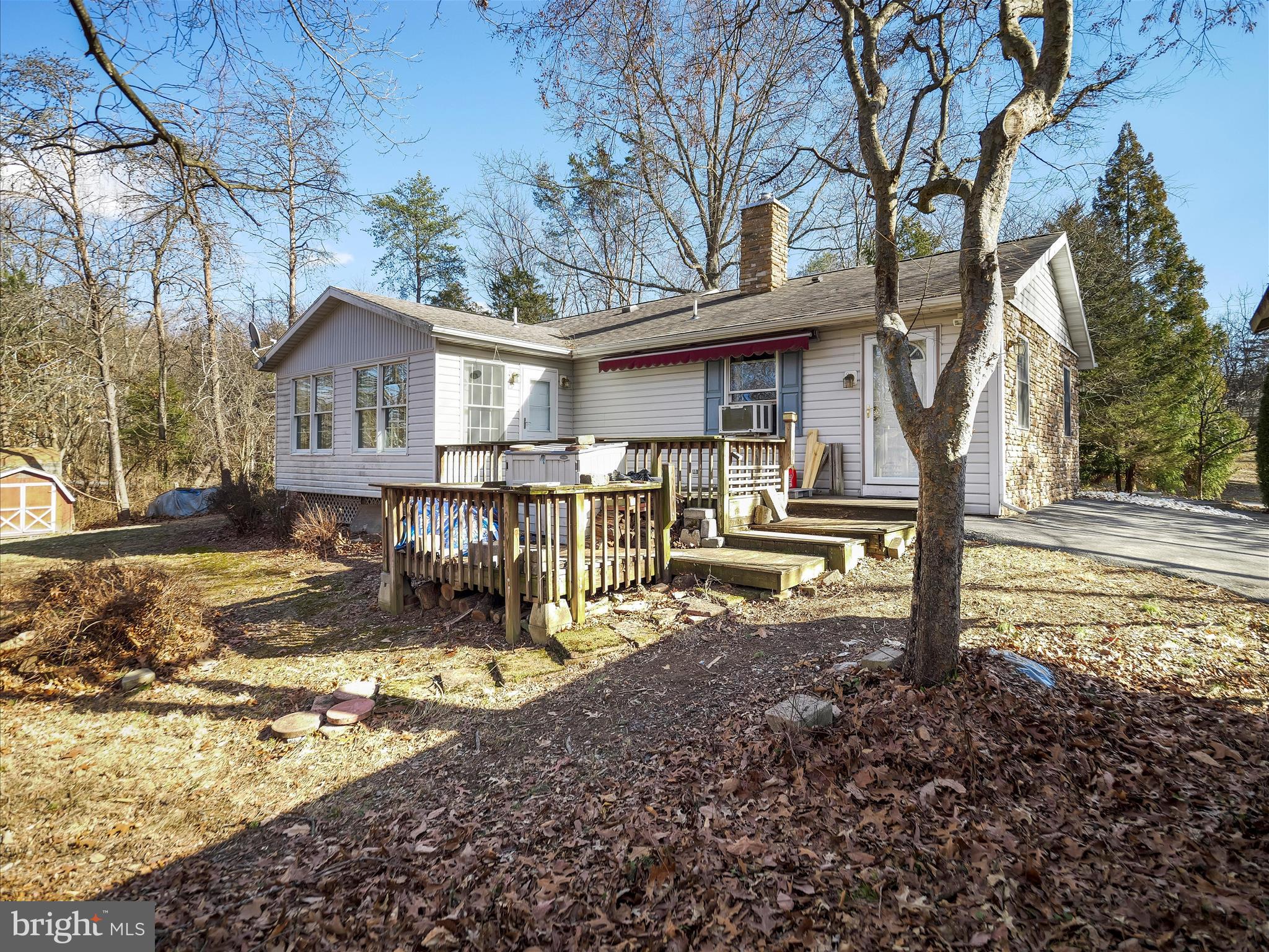 COUNTRY SIDE MANOR - Residential