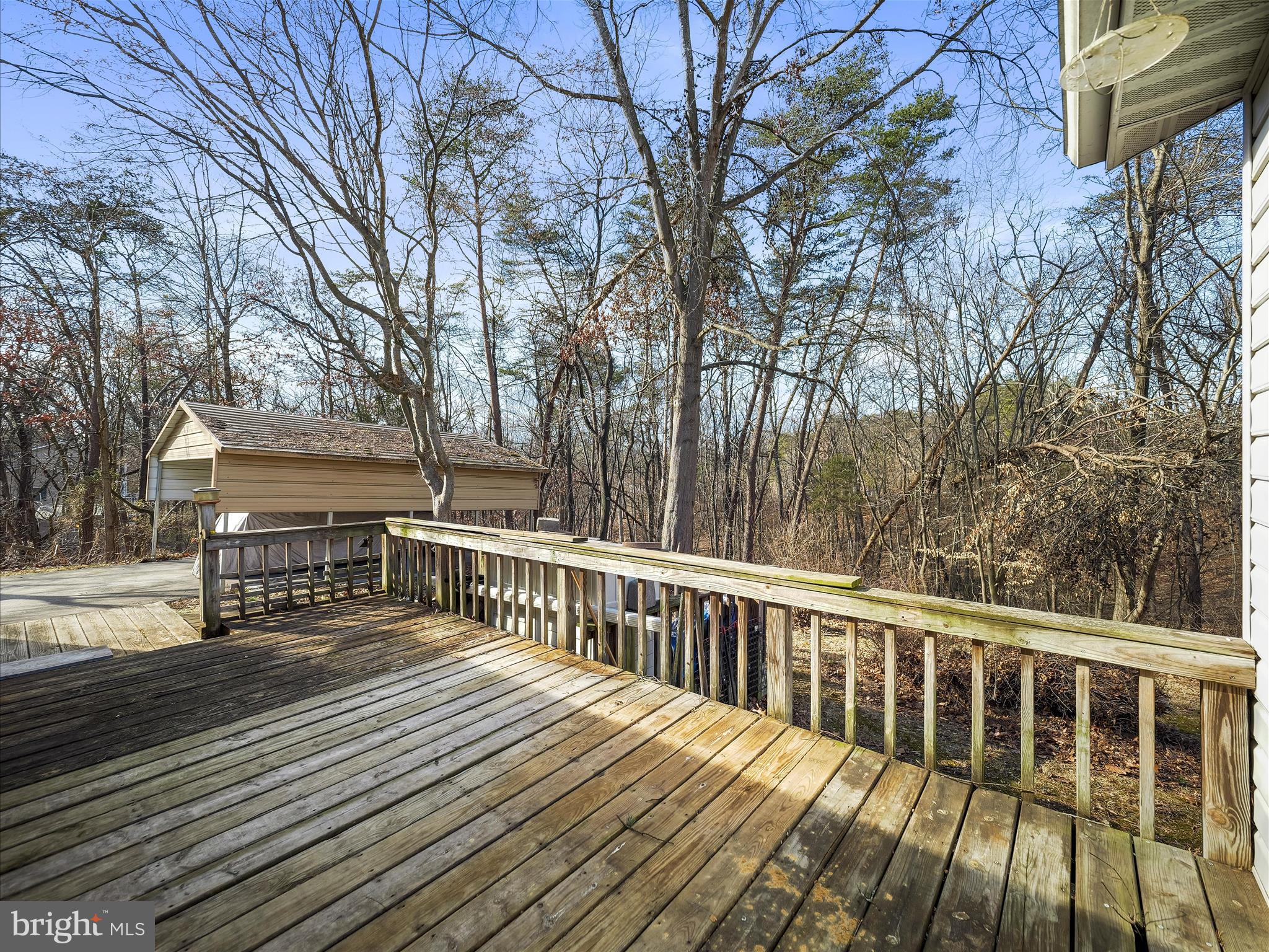 COUNTRY SIDE MANOR - Residential