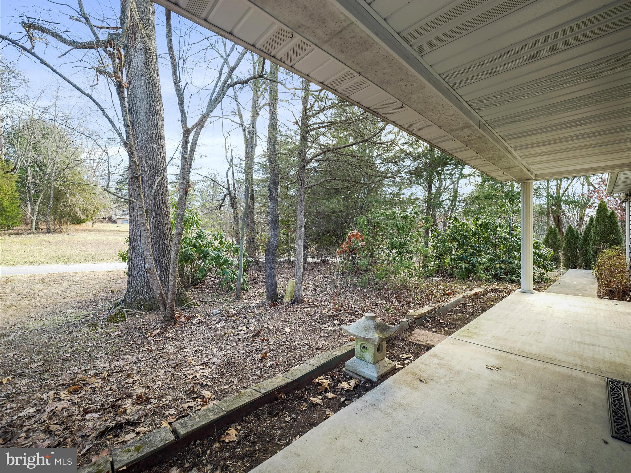 COUNTRY SIDE MANOR - Residential