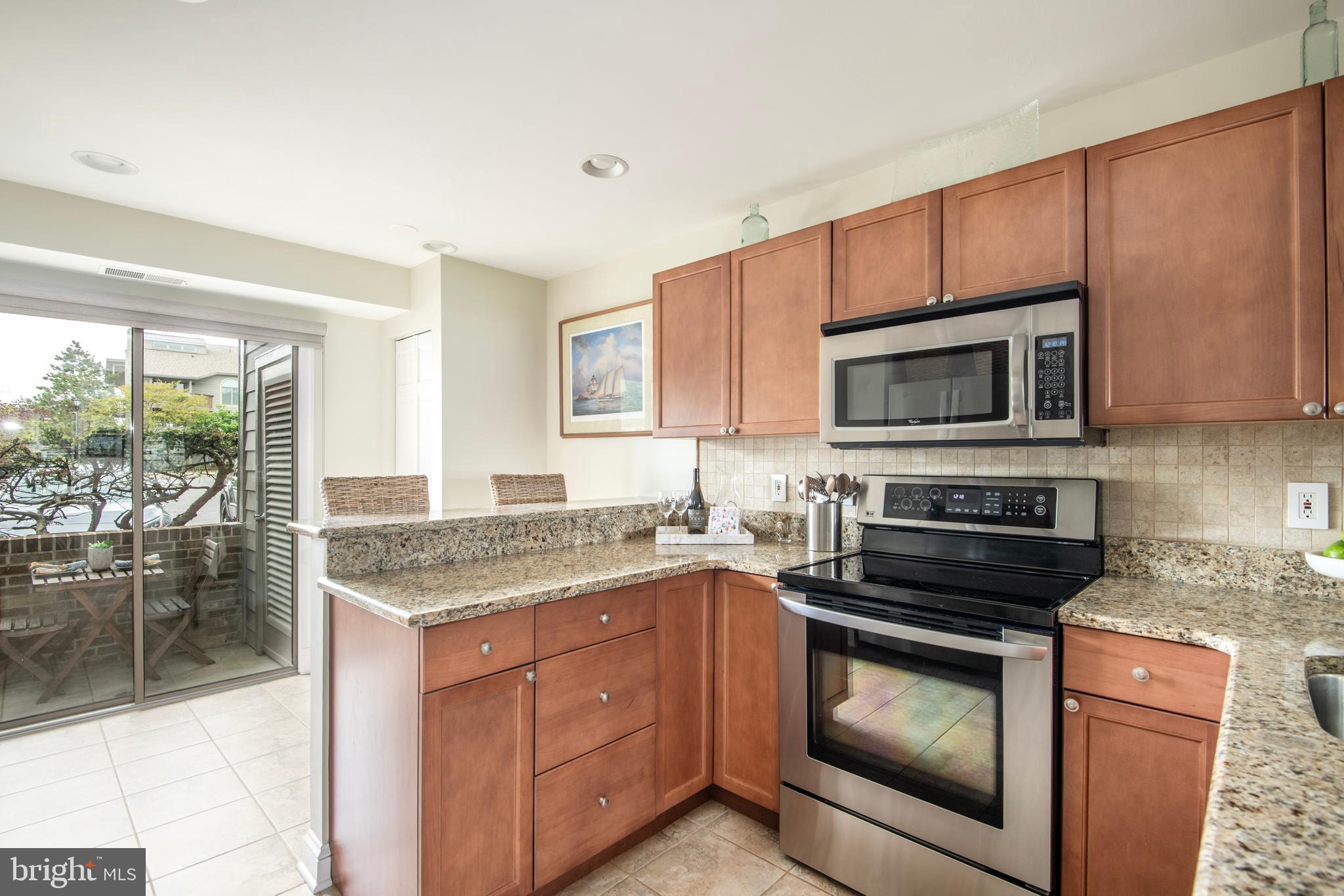 CHESAPEAKE HARBOUR - Residential