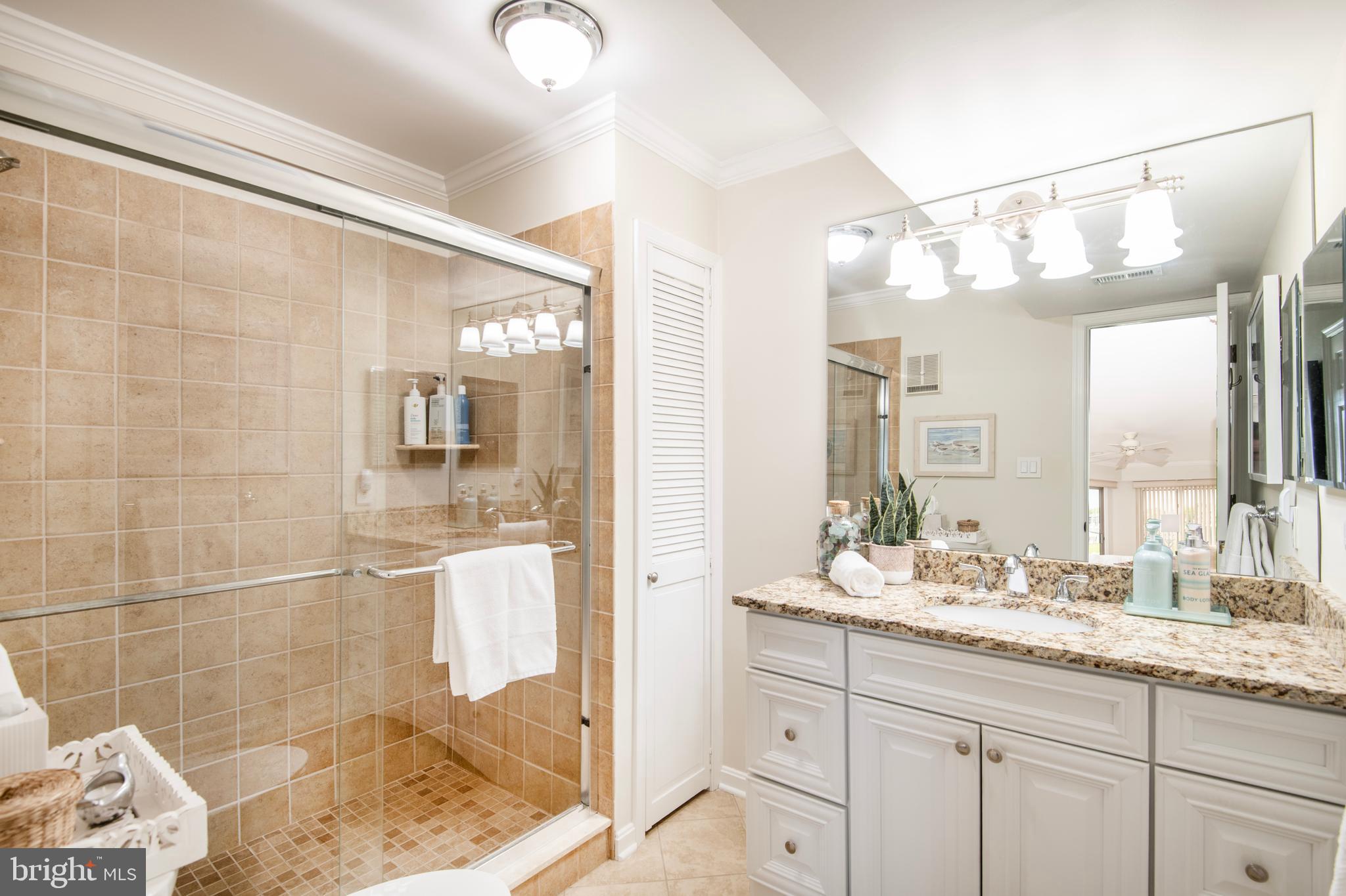 CHESAPEAKE HARBOUR - Residential