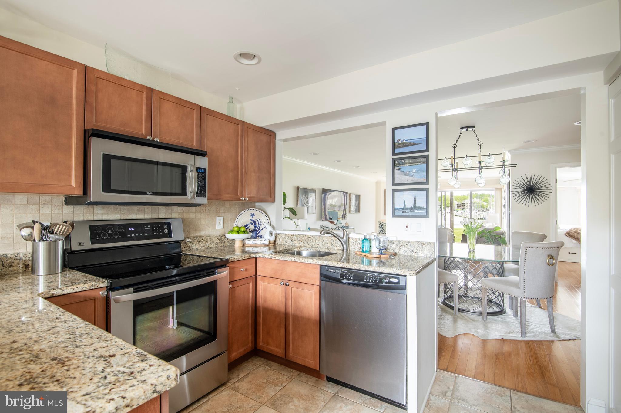 CHESAPEAKE HARBOUR - Residential