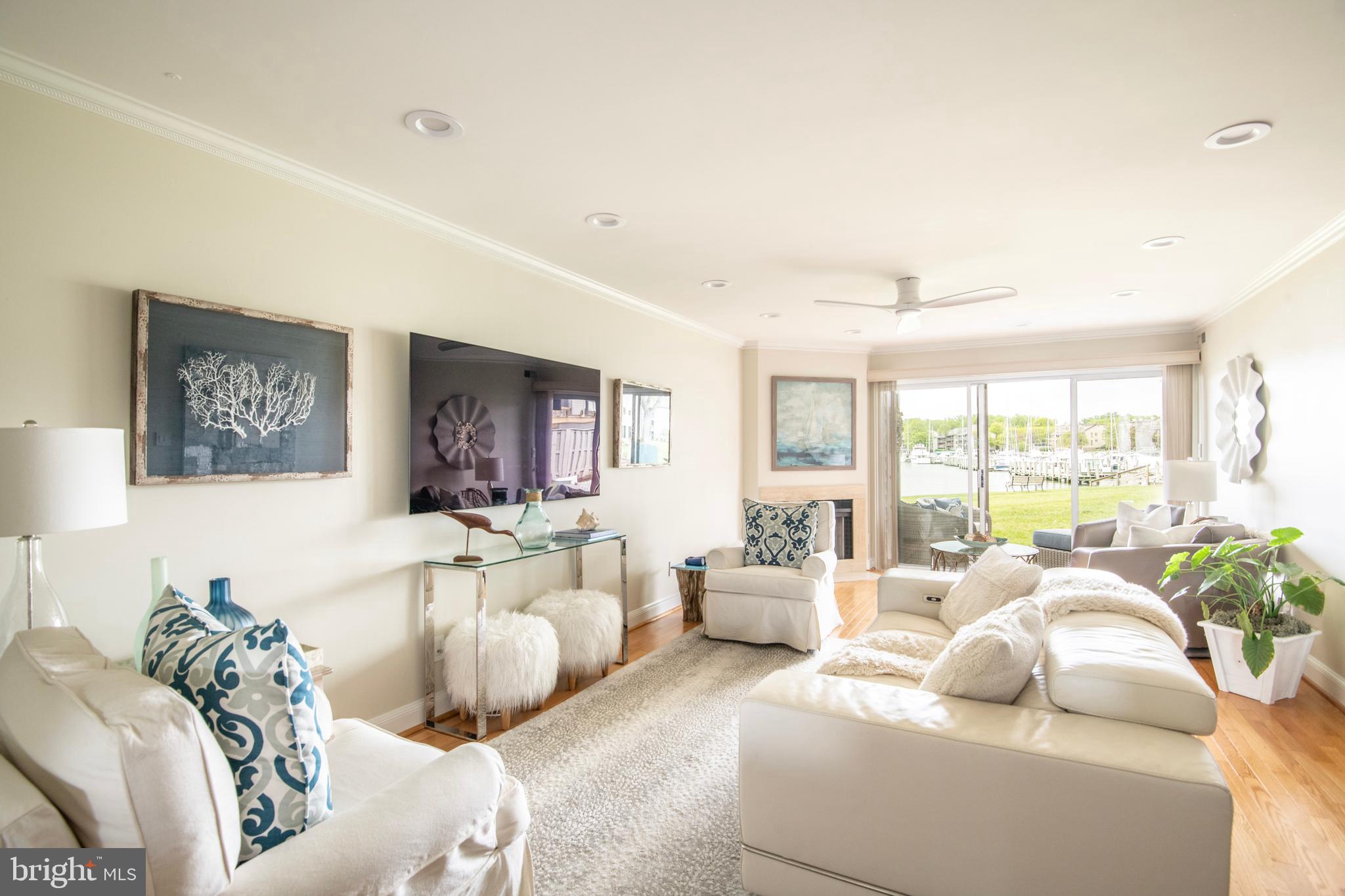 CHESAPEAKE HARBOUR - Residential