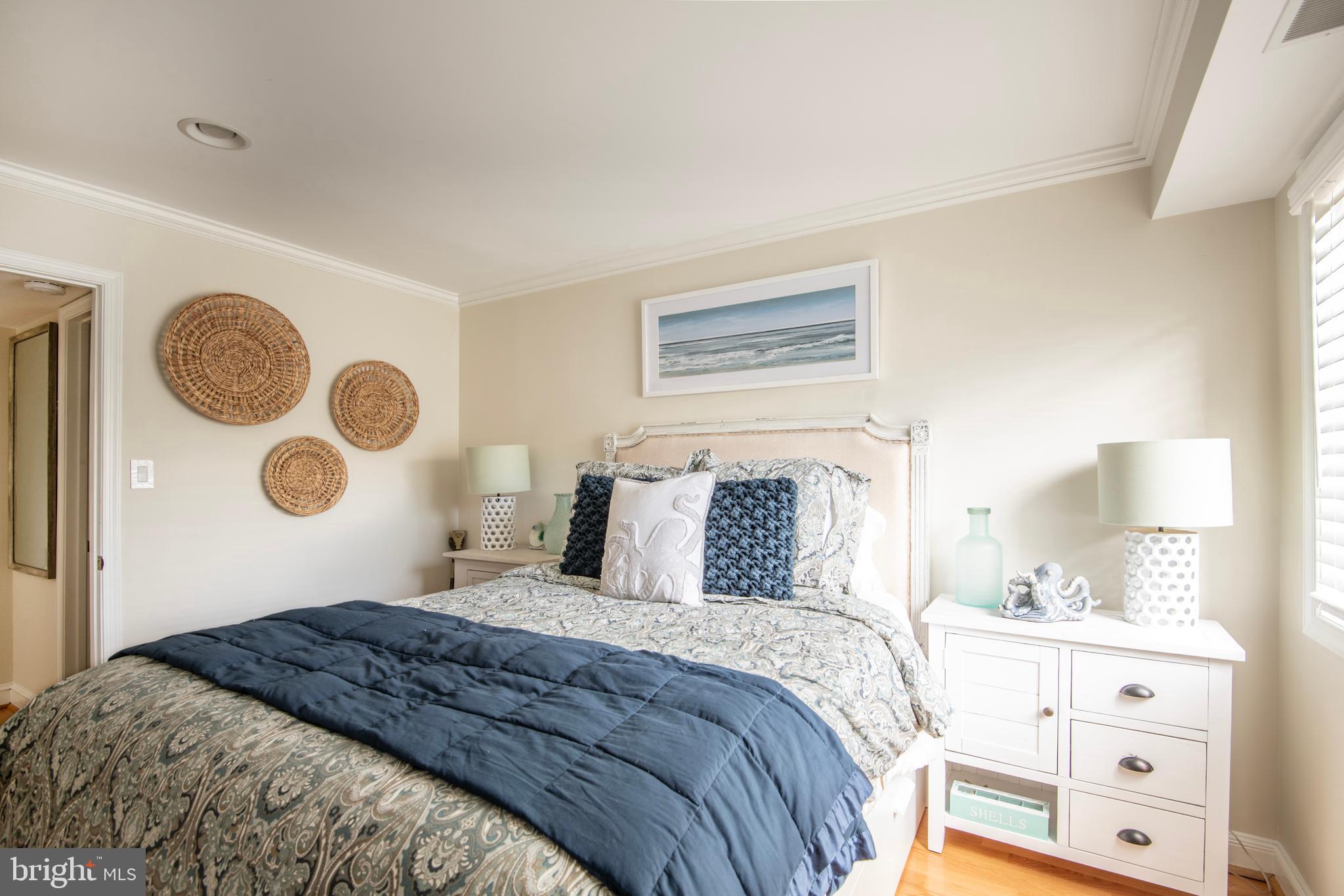 CHESAPEAKE HARBOUR - Residential