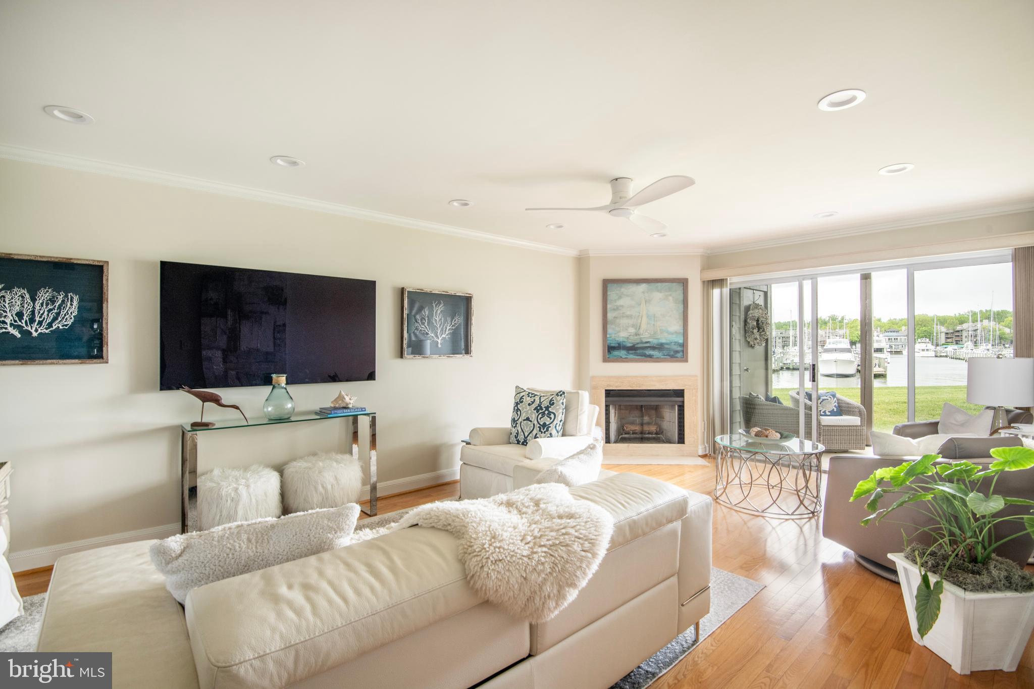 CHESAPEAKE HARBOUR - Residential