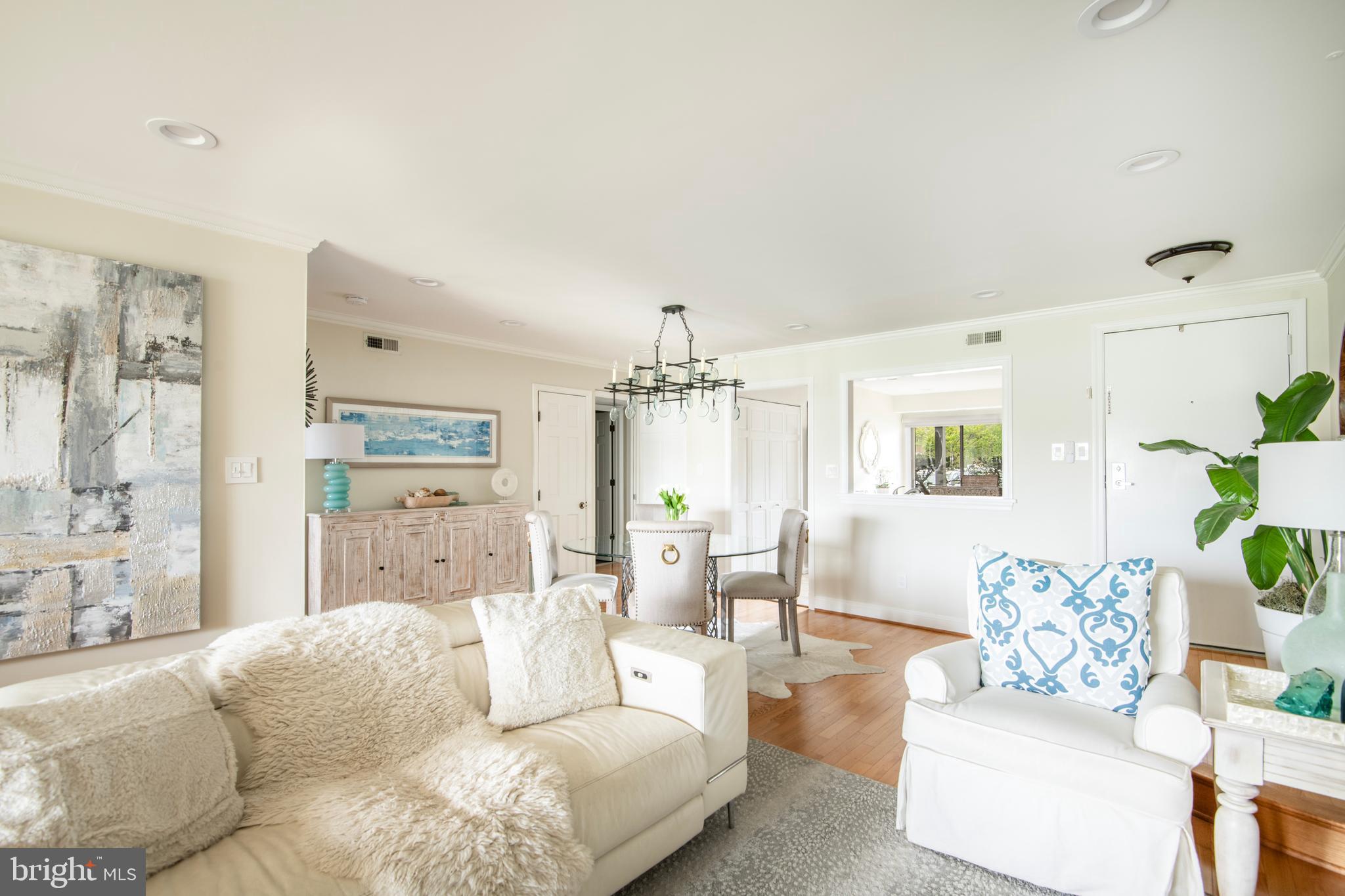 CHESAPEAKE HARBOUR - Residential