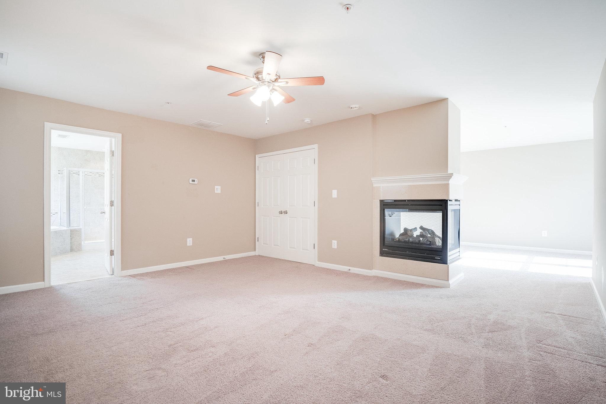 TOWNSEND MANOR - Residential