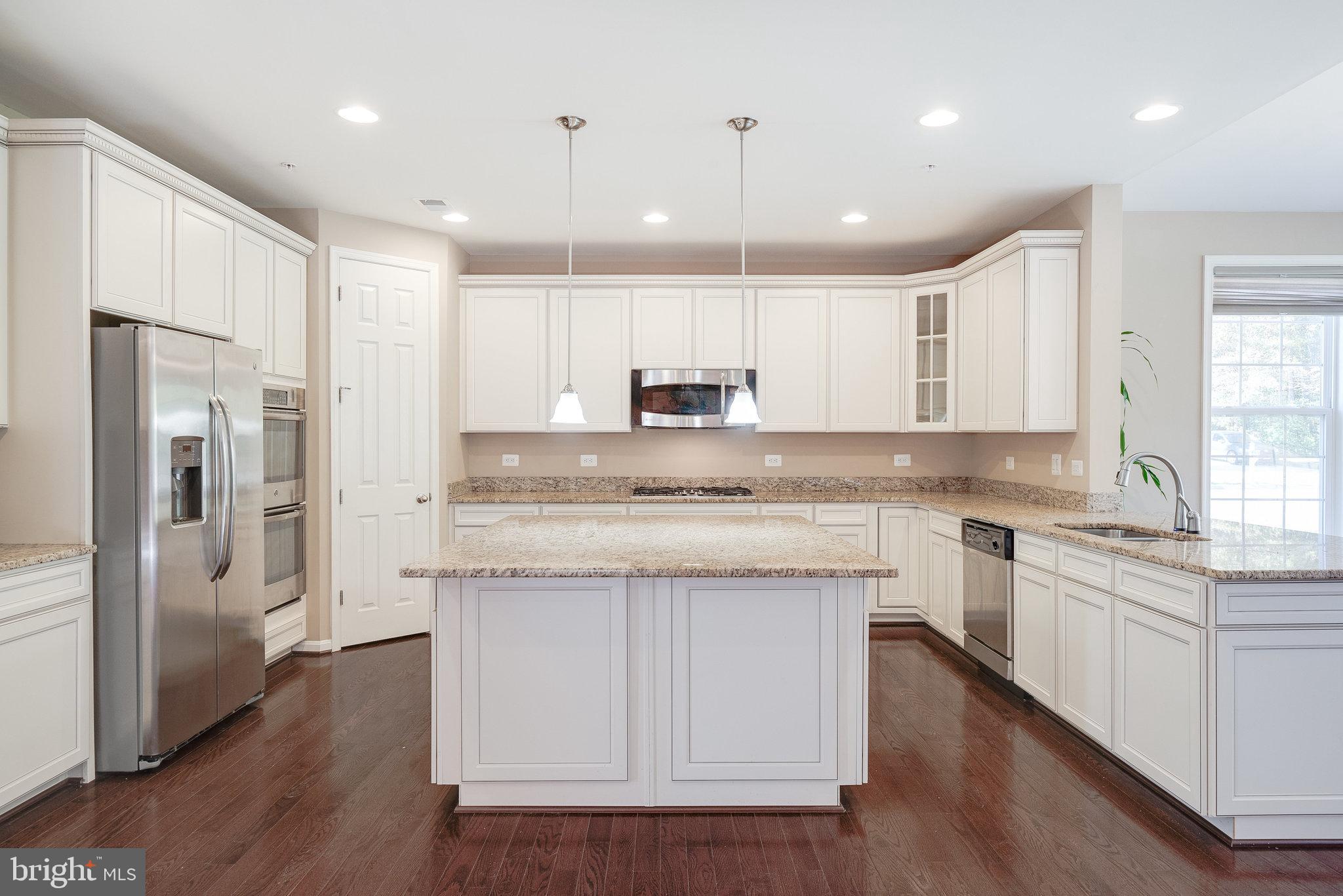 TOWNSEND MANOR - Residential