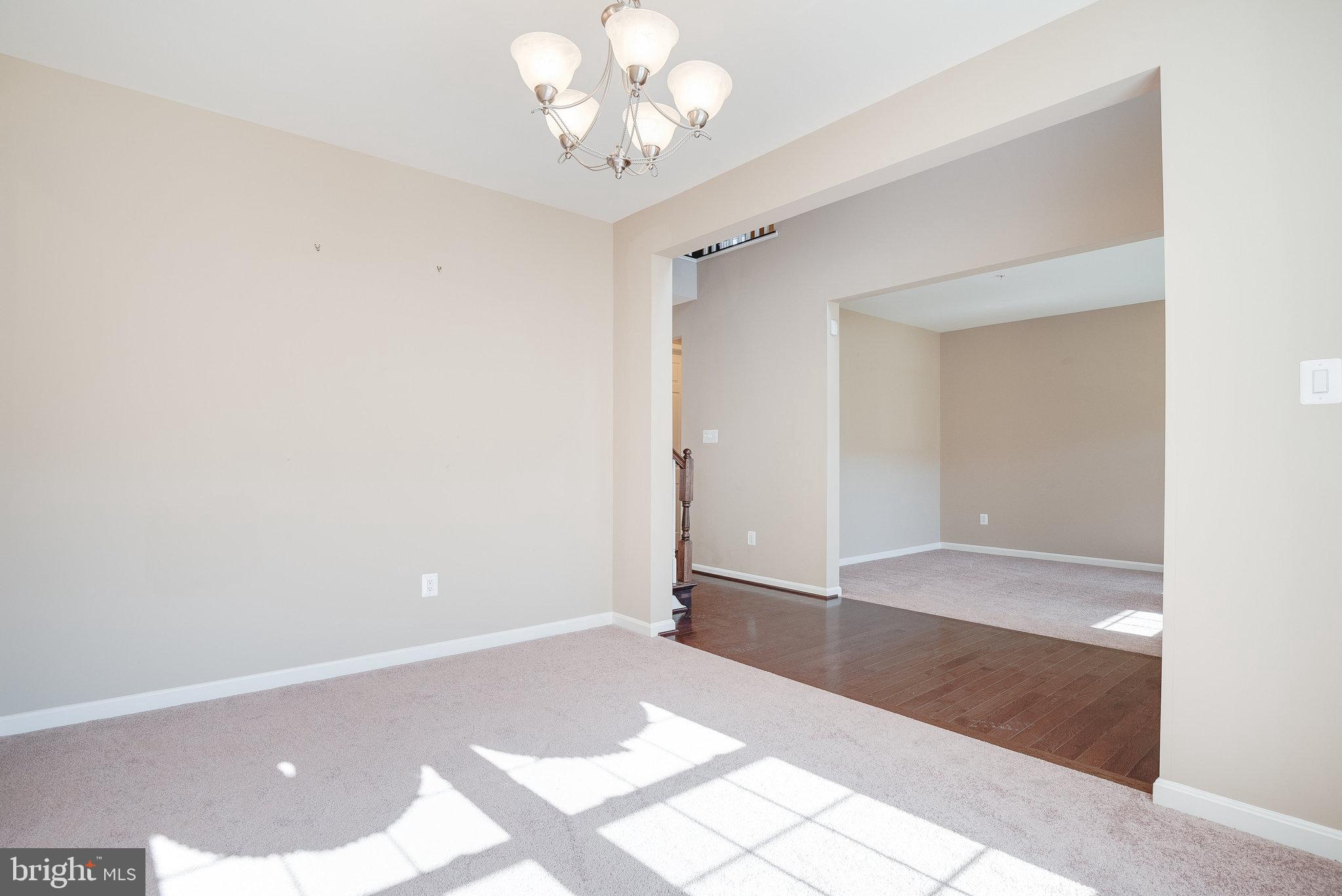 TOWNSEND MANOR - Residential