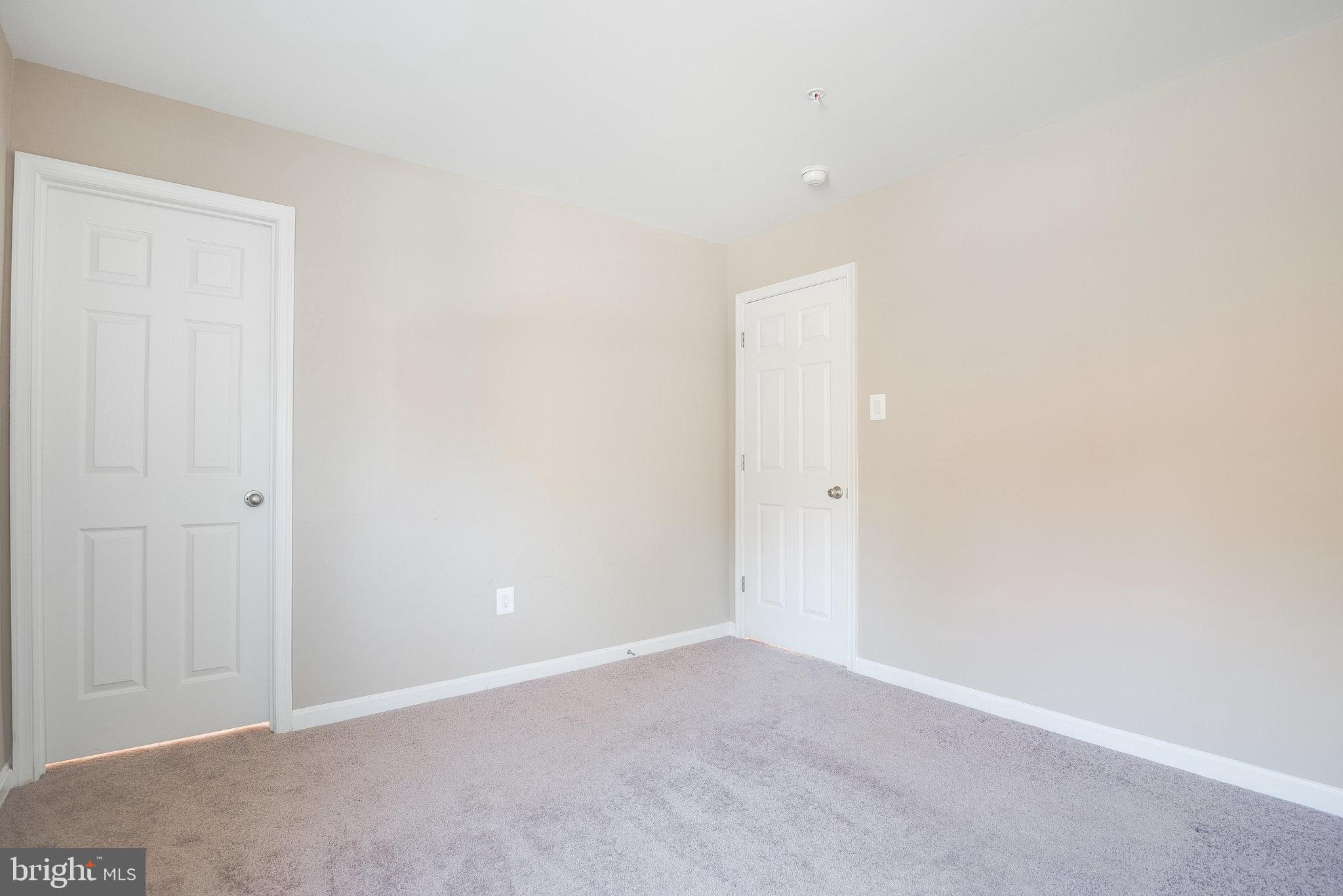 TOWNSEND MANOR - Residential