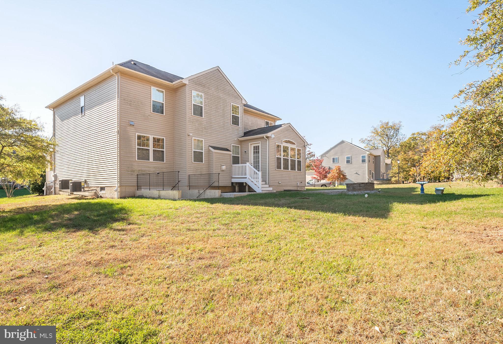 TOWNSEND MANOR - Residential