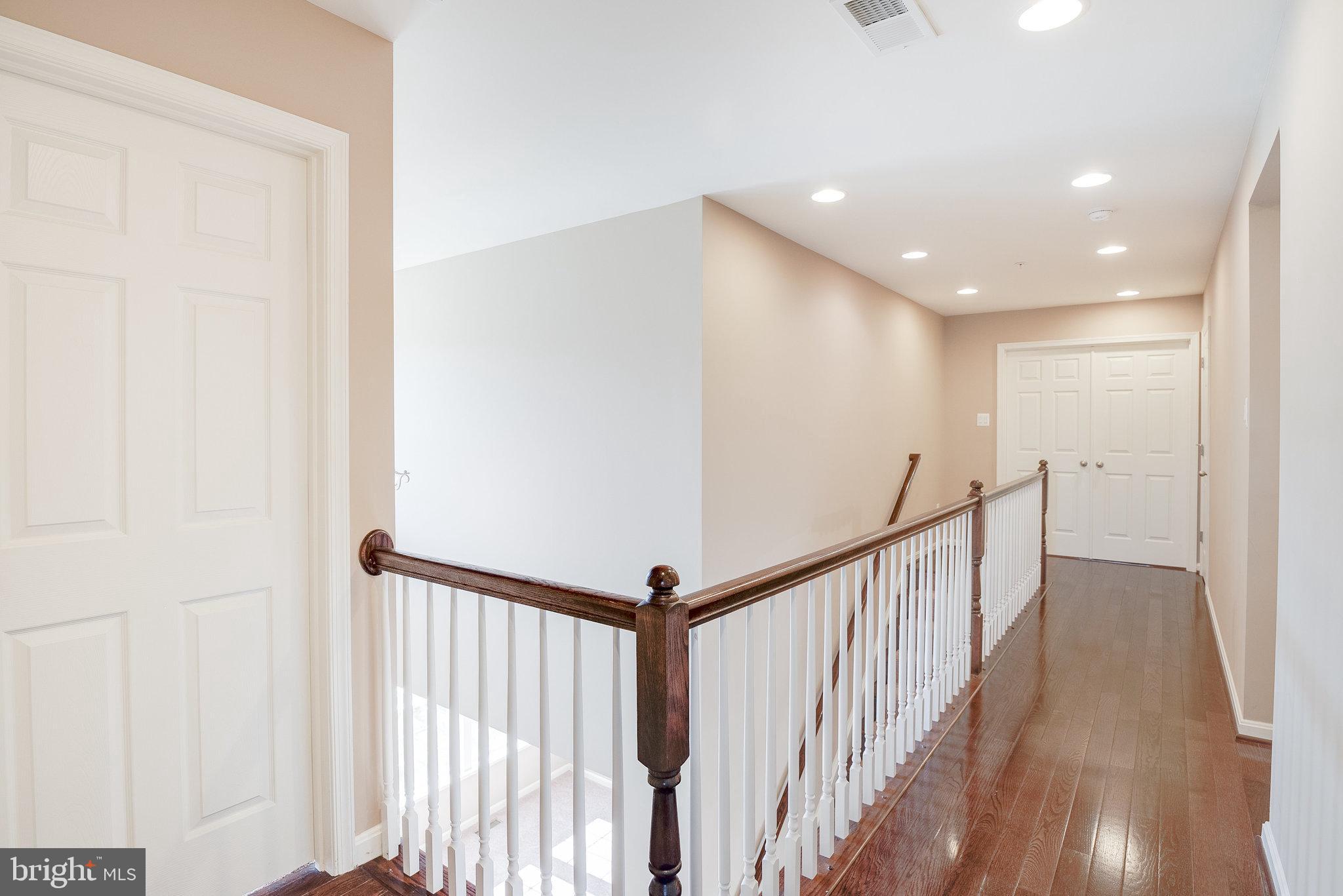 TOWNSEND MANOR - Residential