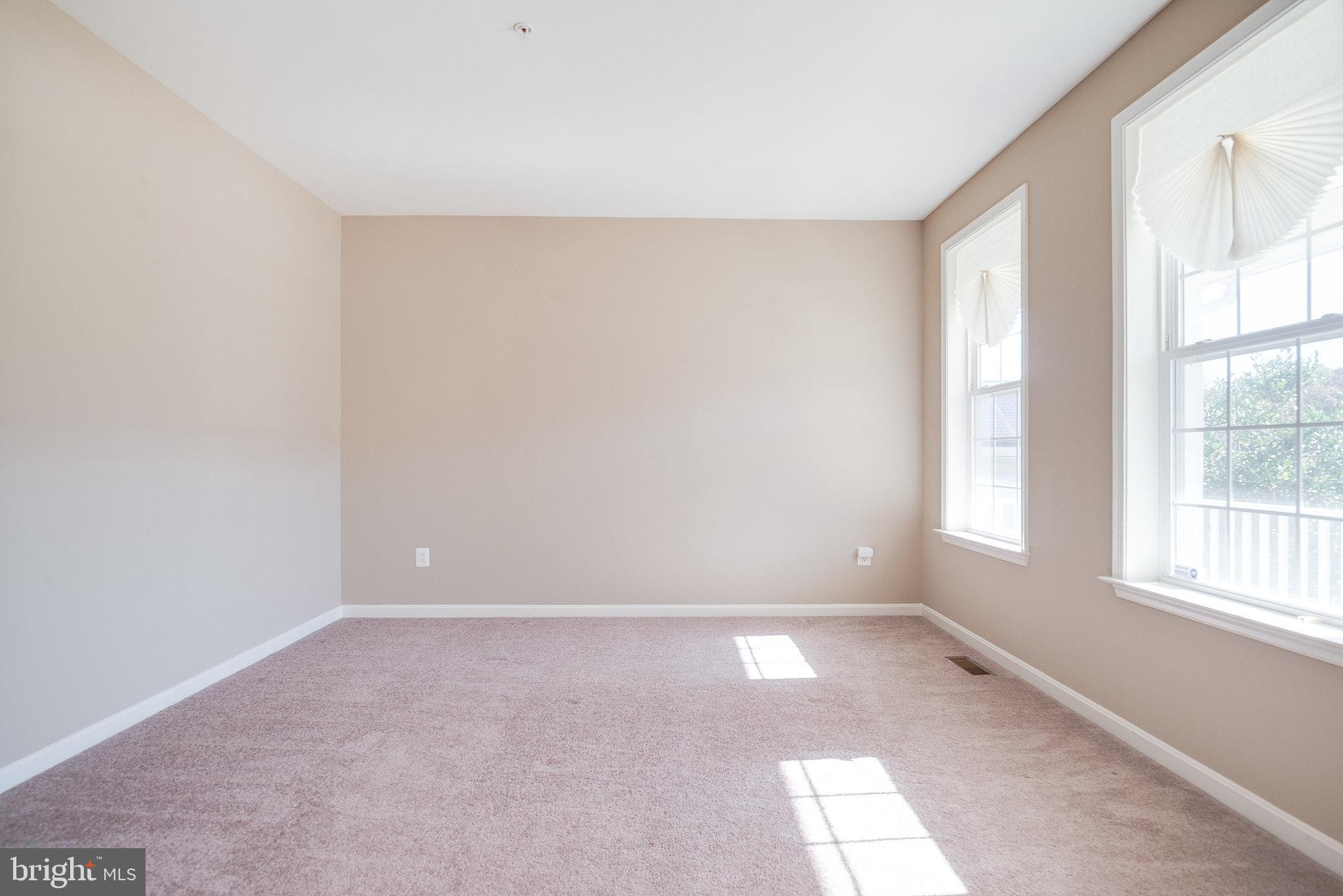 TOWNSEND MANOR - Residential