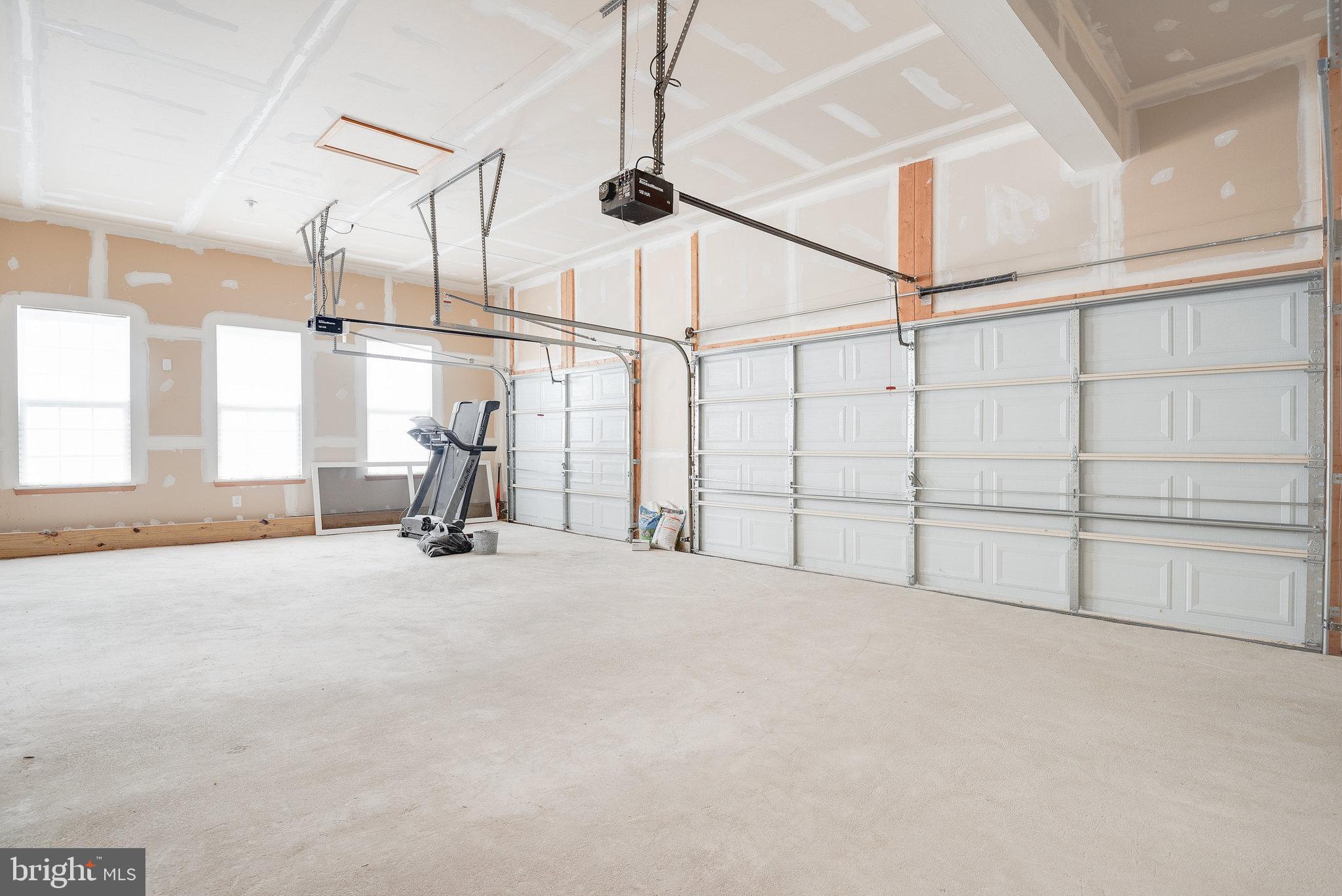 TOWNSEND MANOR - Residential