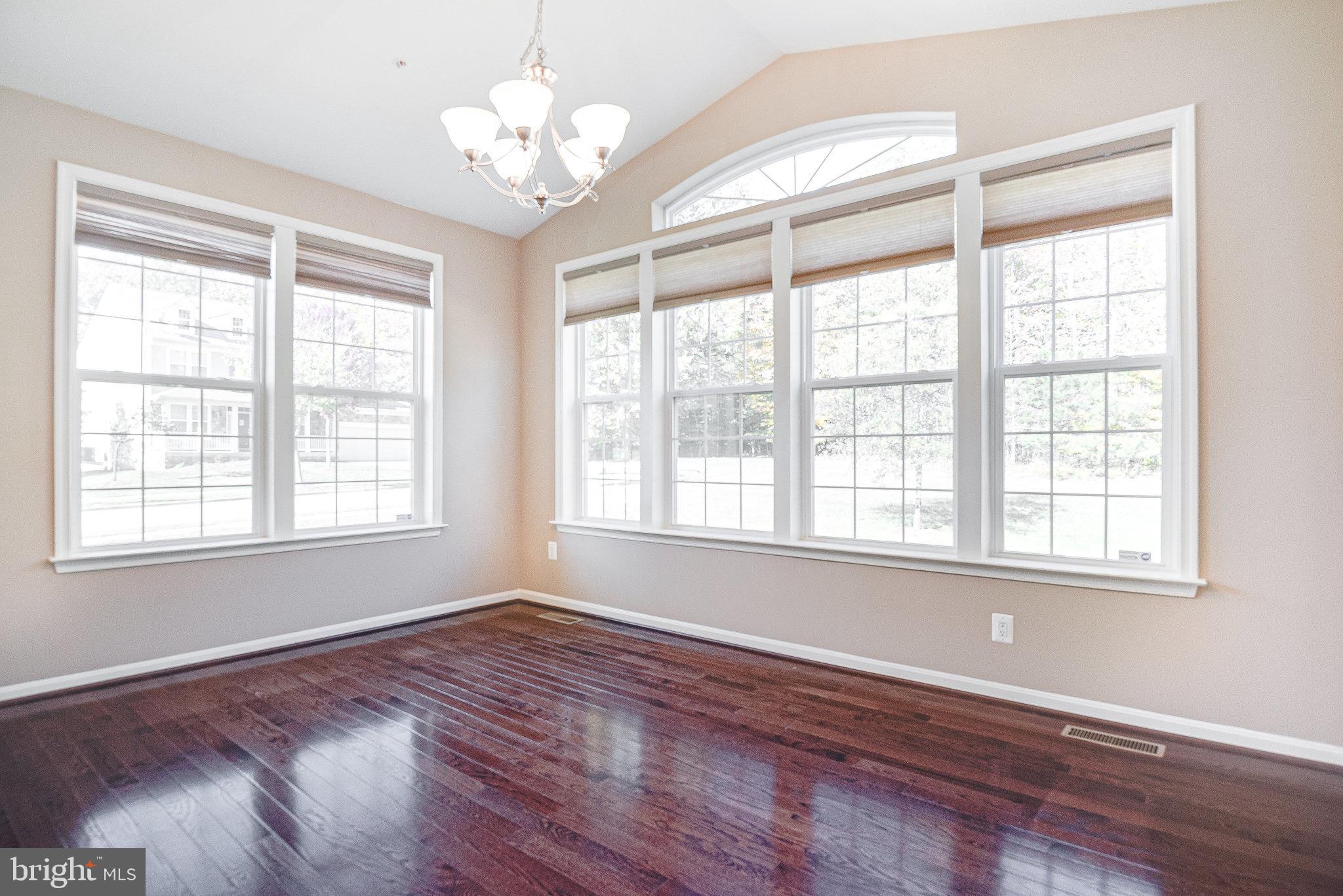 TOWNSEND MANOR - Residential