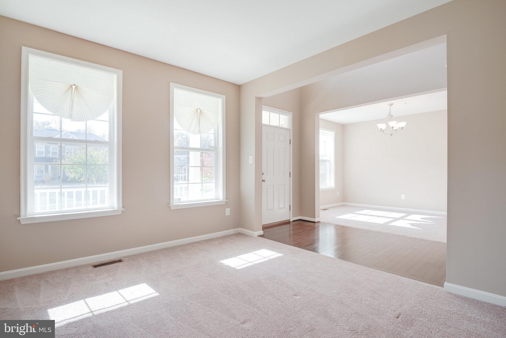 TOWNSEND MANOR - Residential