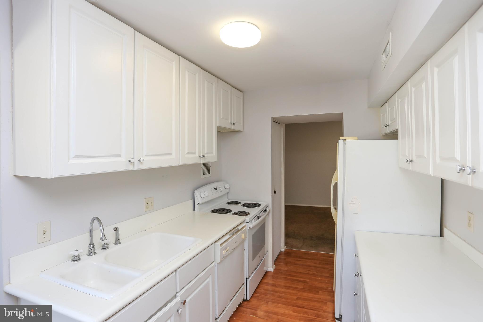 GREENBRIAR CONDO PHASE I - Residential